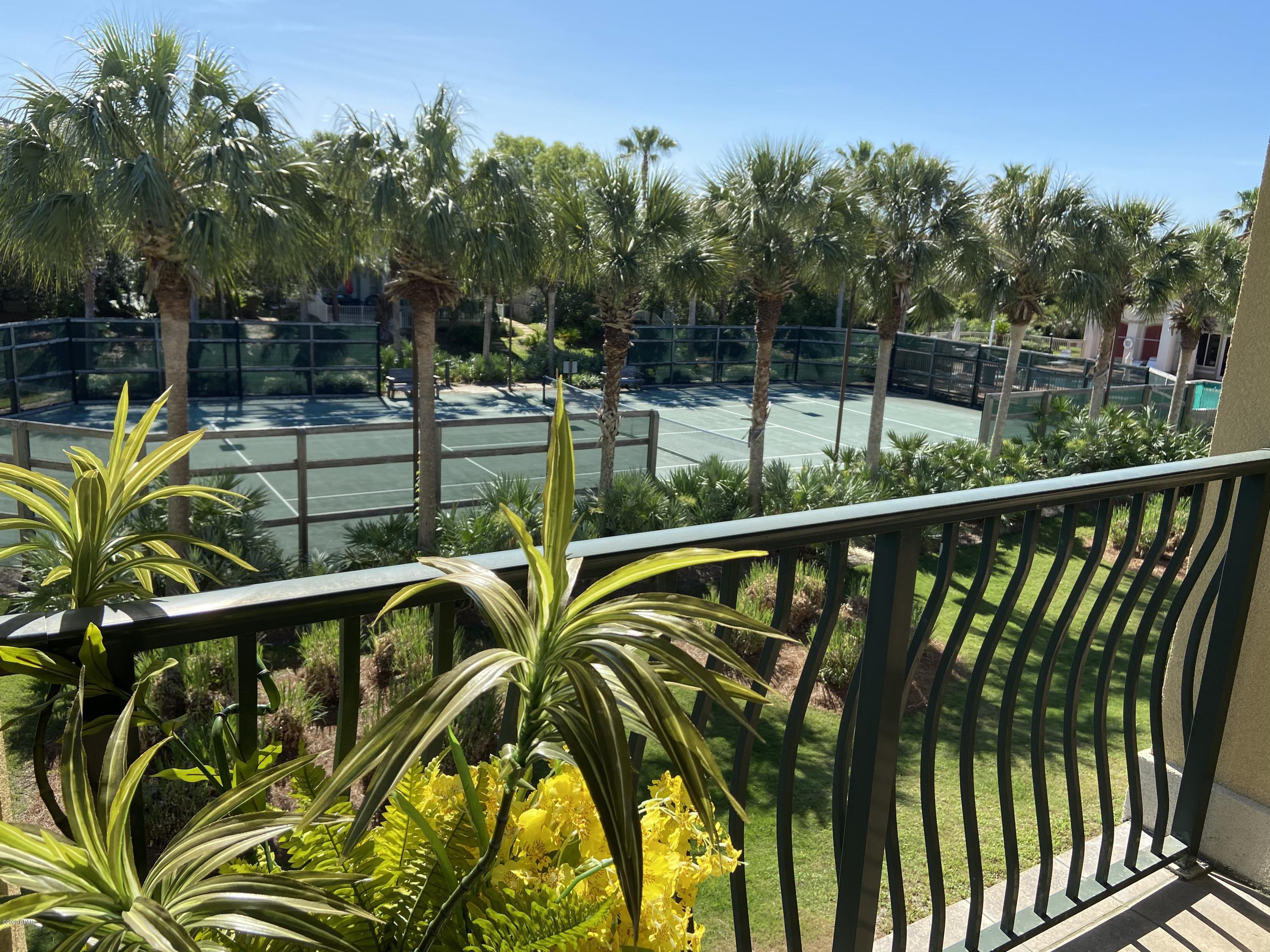 La Valencia Beach Resort - Residential