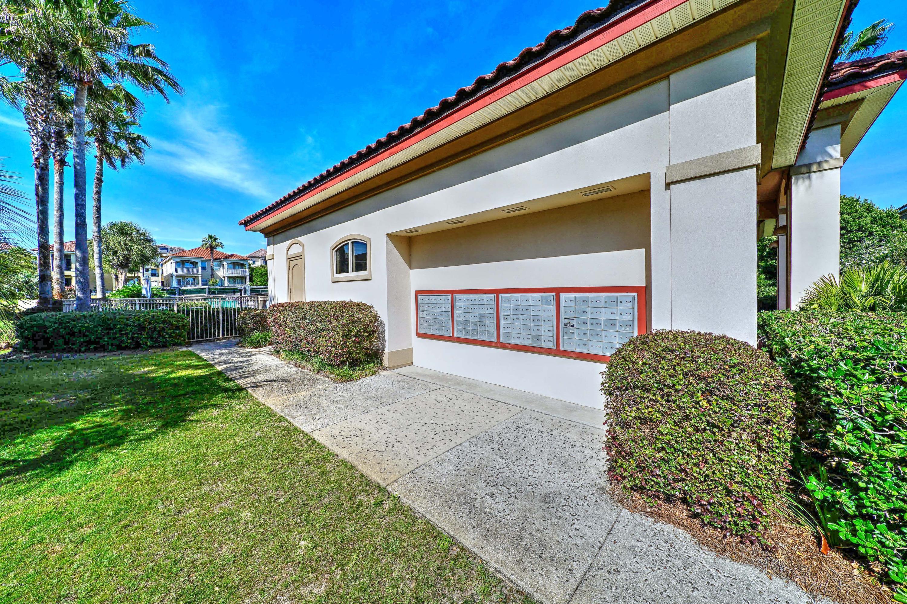 La Valencia Beach Resort - Residential