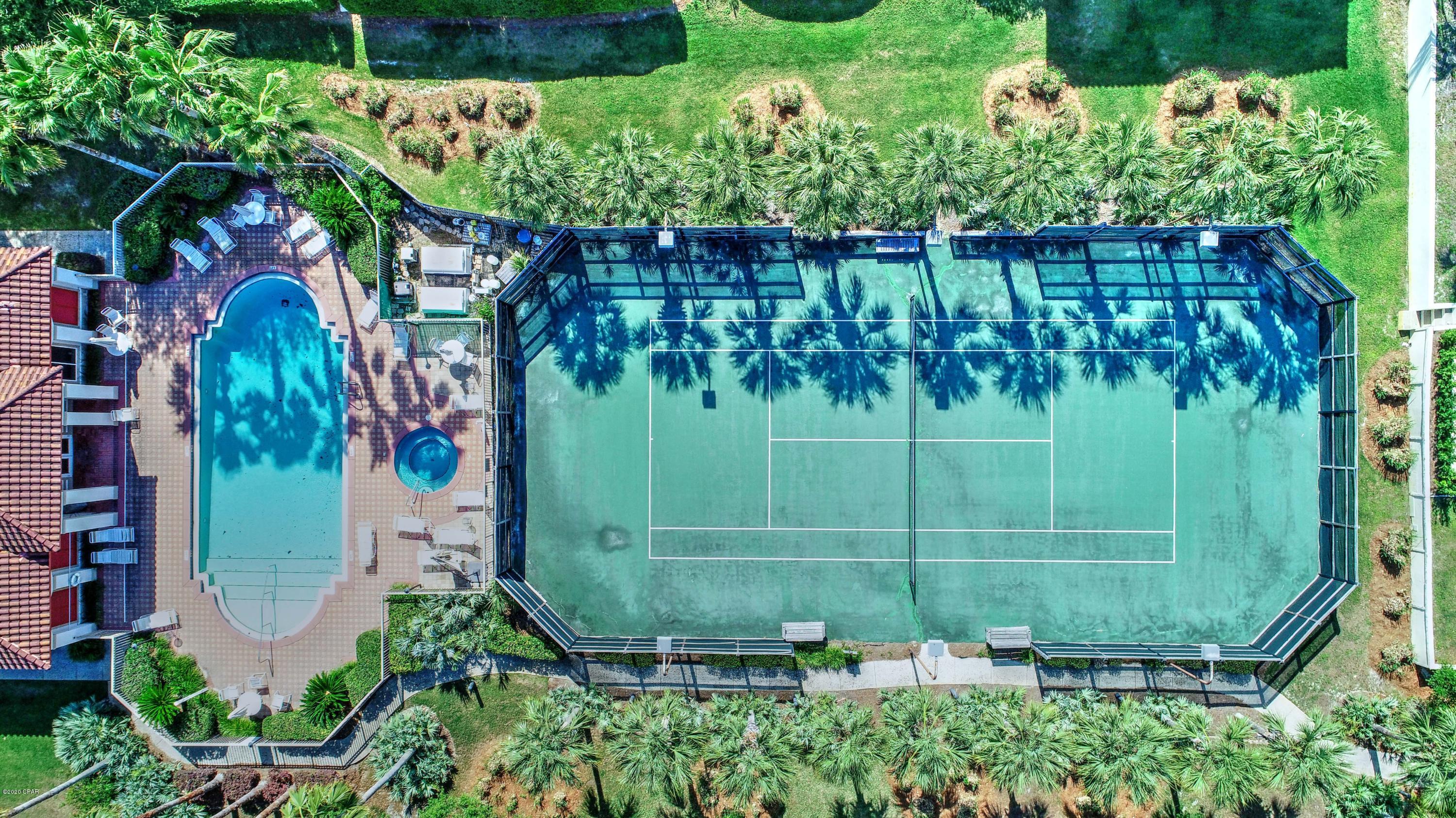 La Valencia Beach Resort - Residential