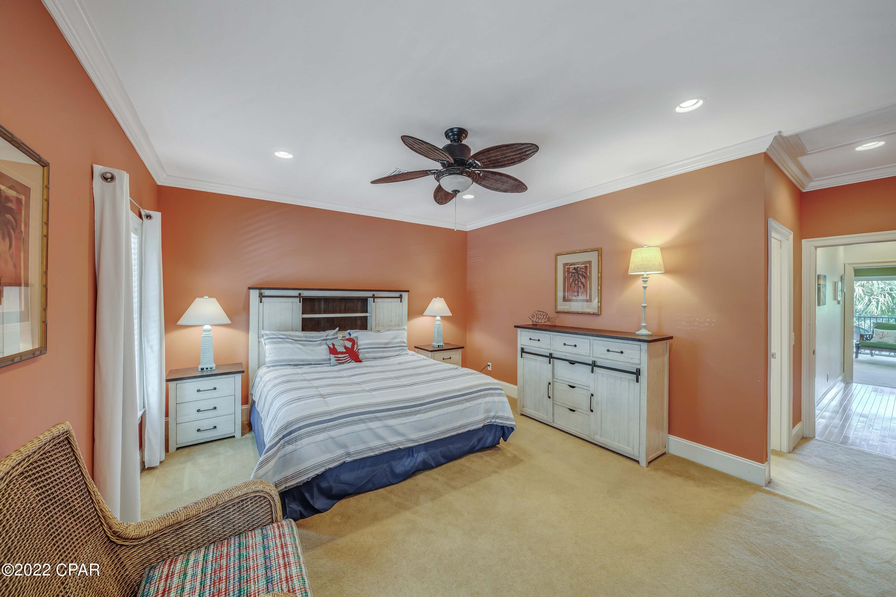 La Valencia Beach Resort - Residential