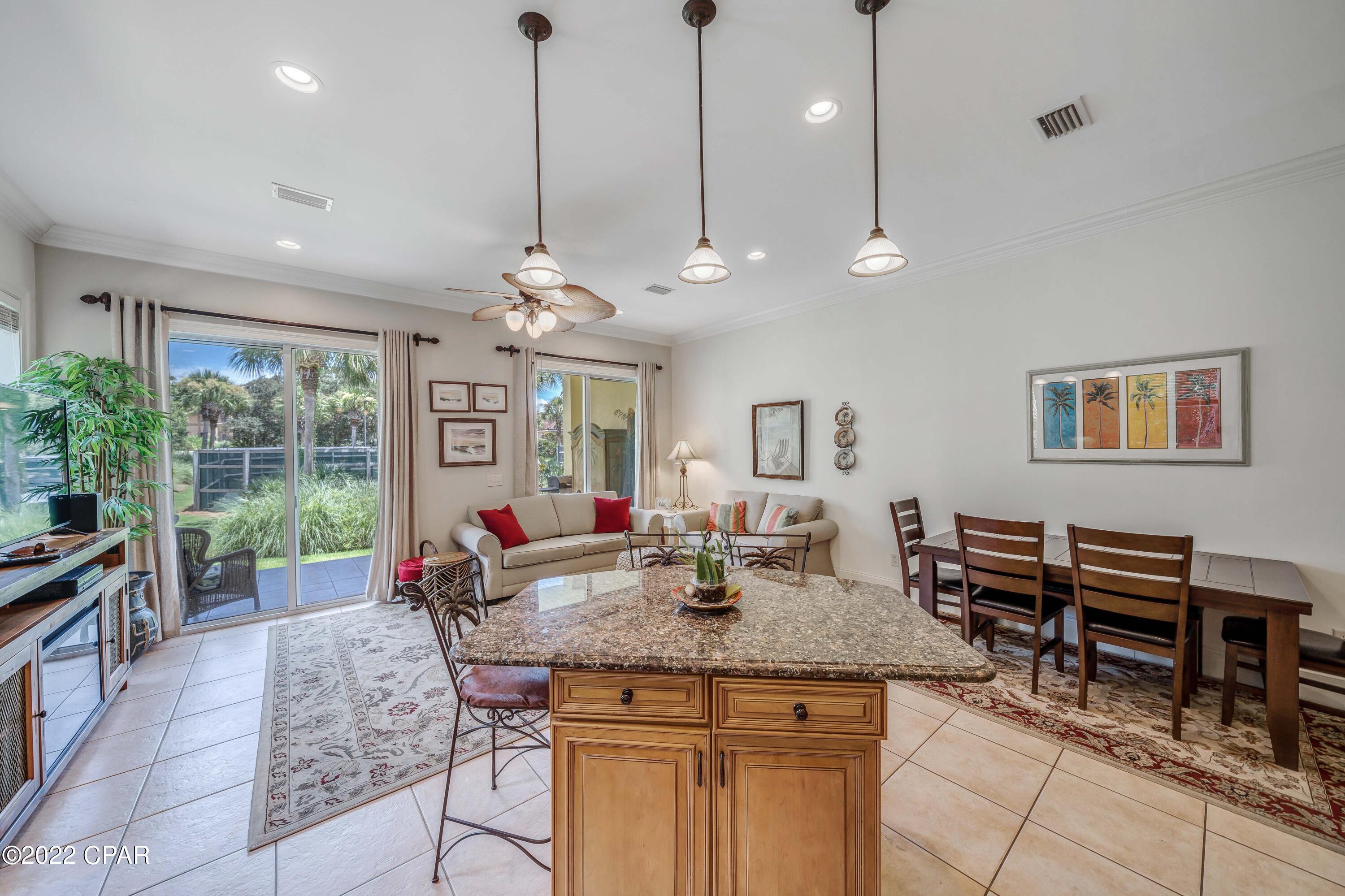 La Valencia Beach Resort - Residential