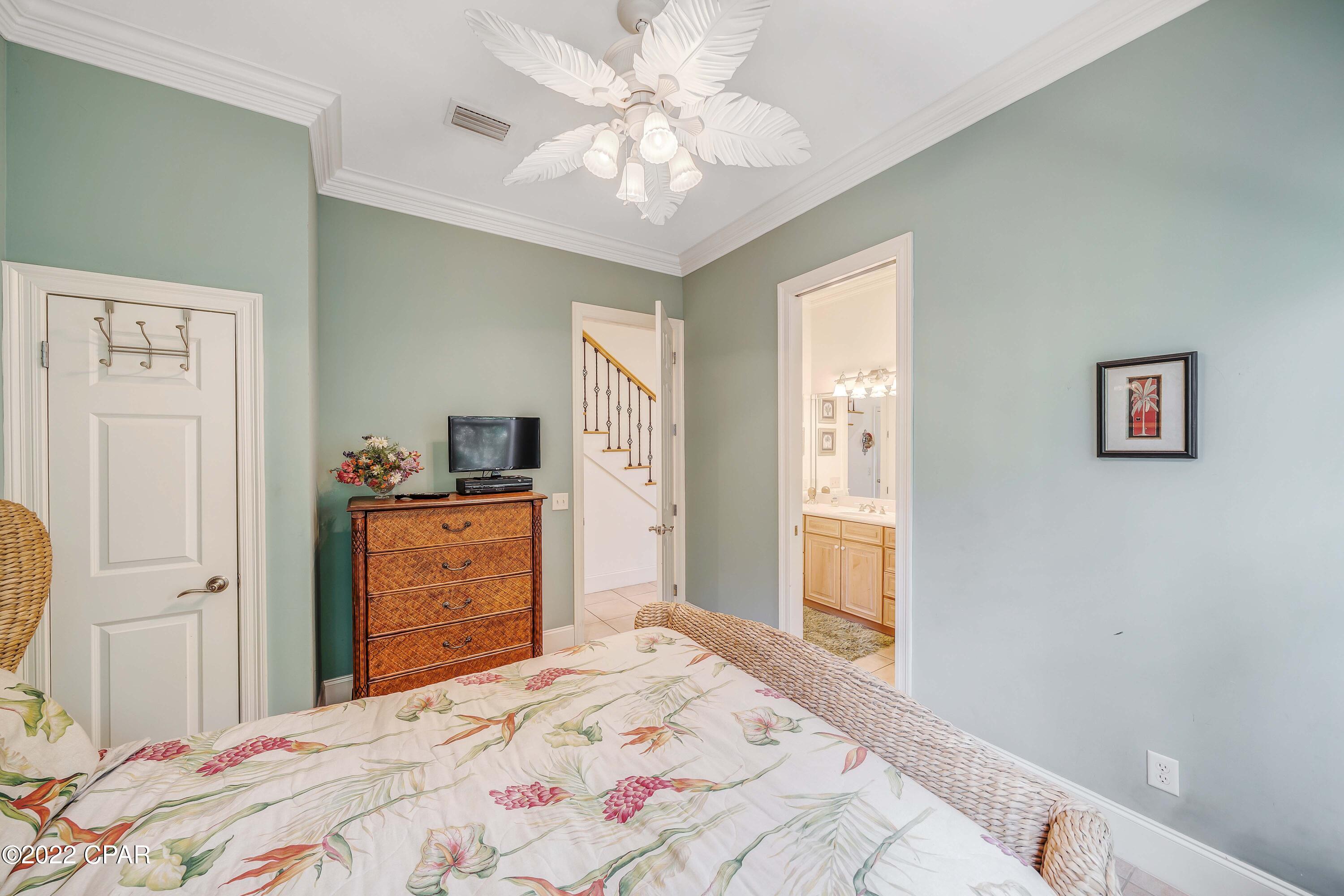 La Valencia Beach Resort - Residential