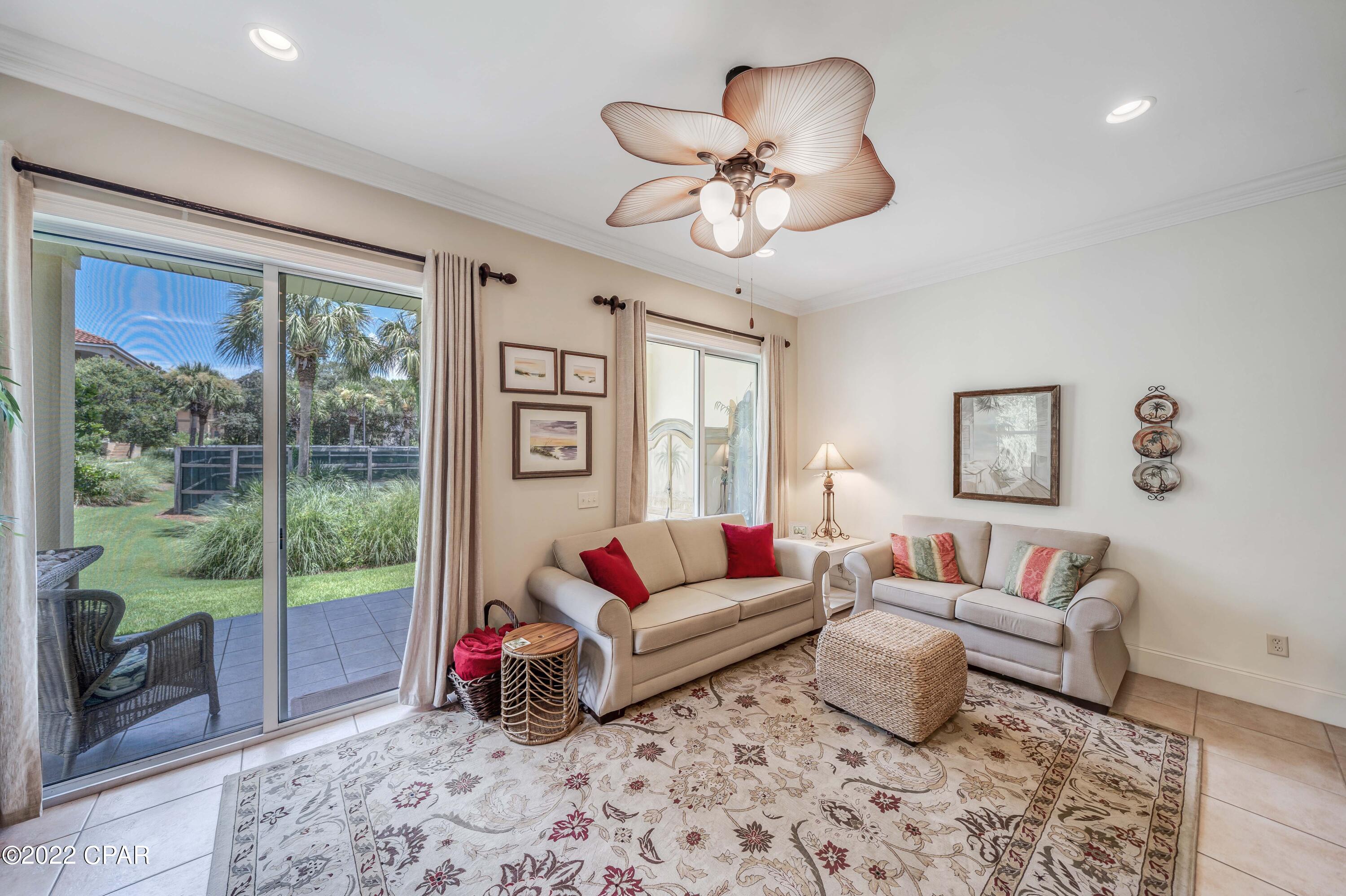 La Valencia Beach Resort - Residential