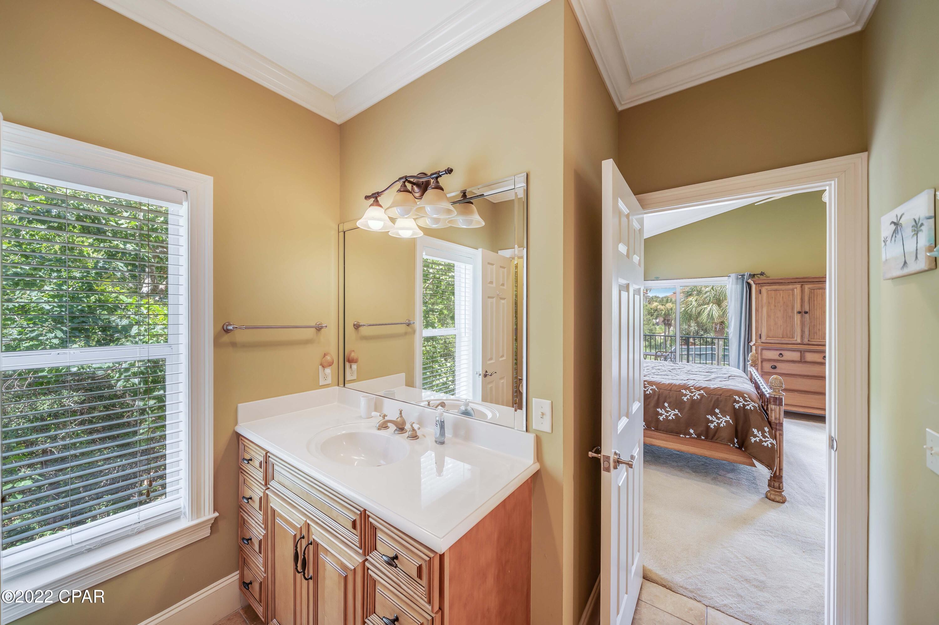 La Valencia Beach Resort - Residential