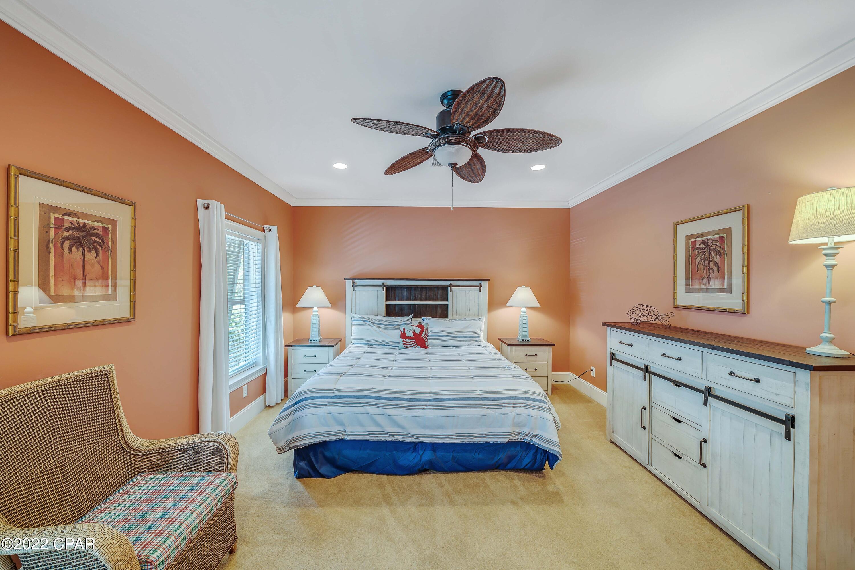 La Valencia Beach Resort - Residential