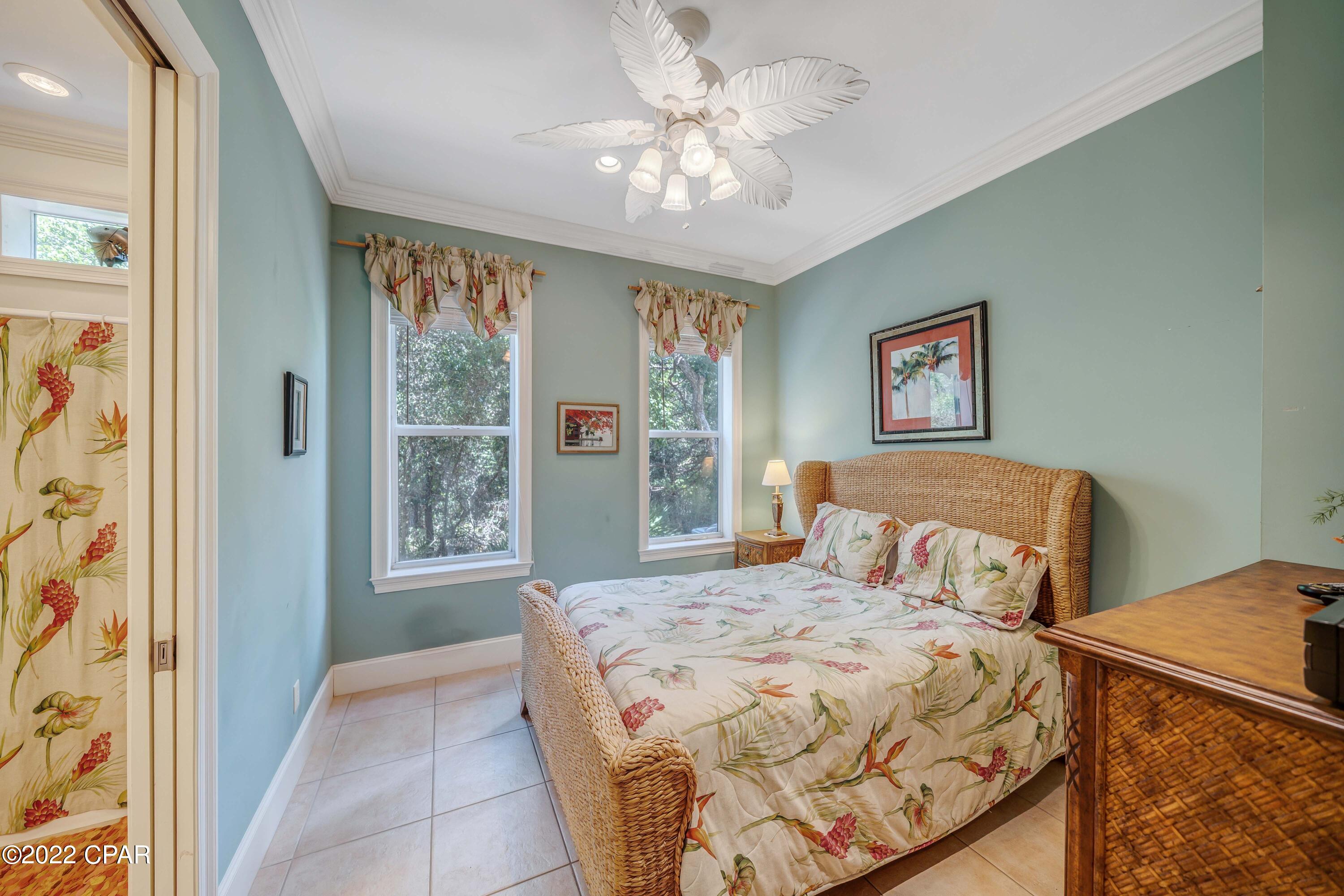 La Valencia Beach Resort - Residential