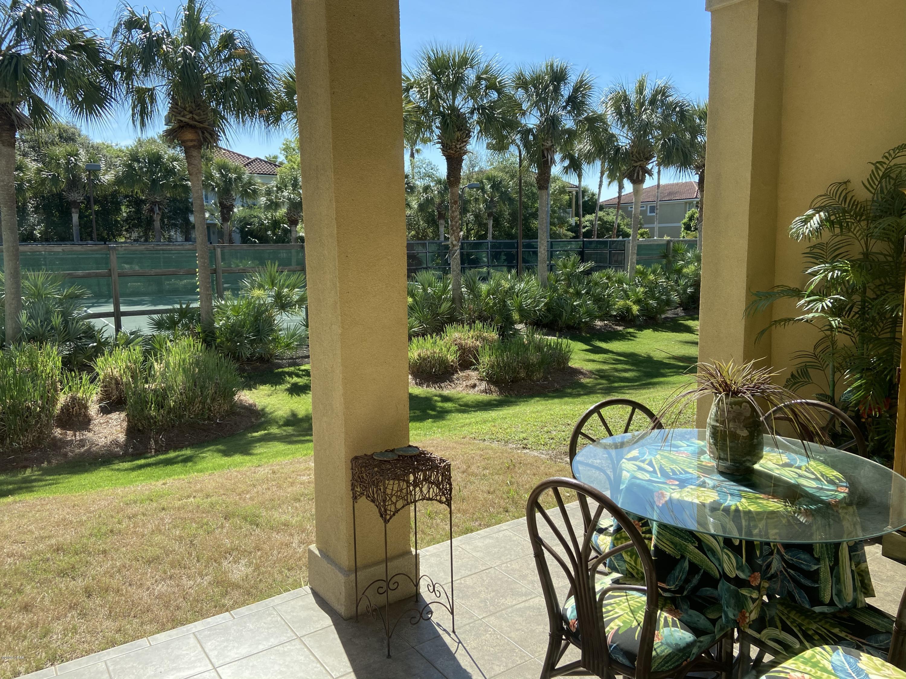 La Valencia Beach Resort - Residential