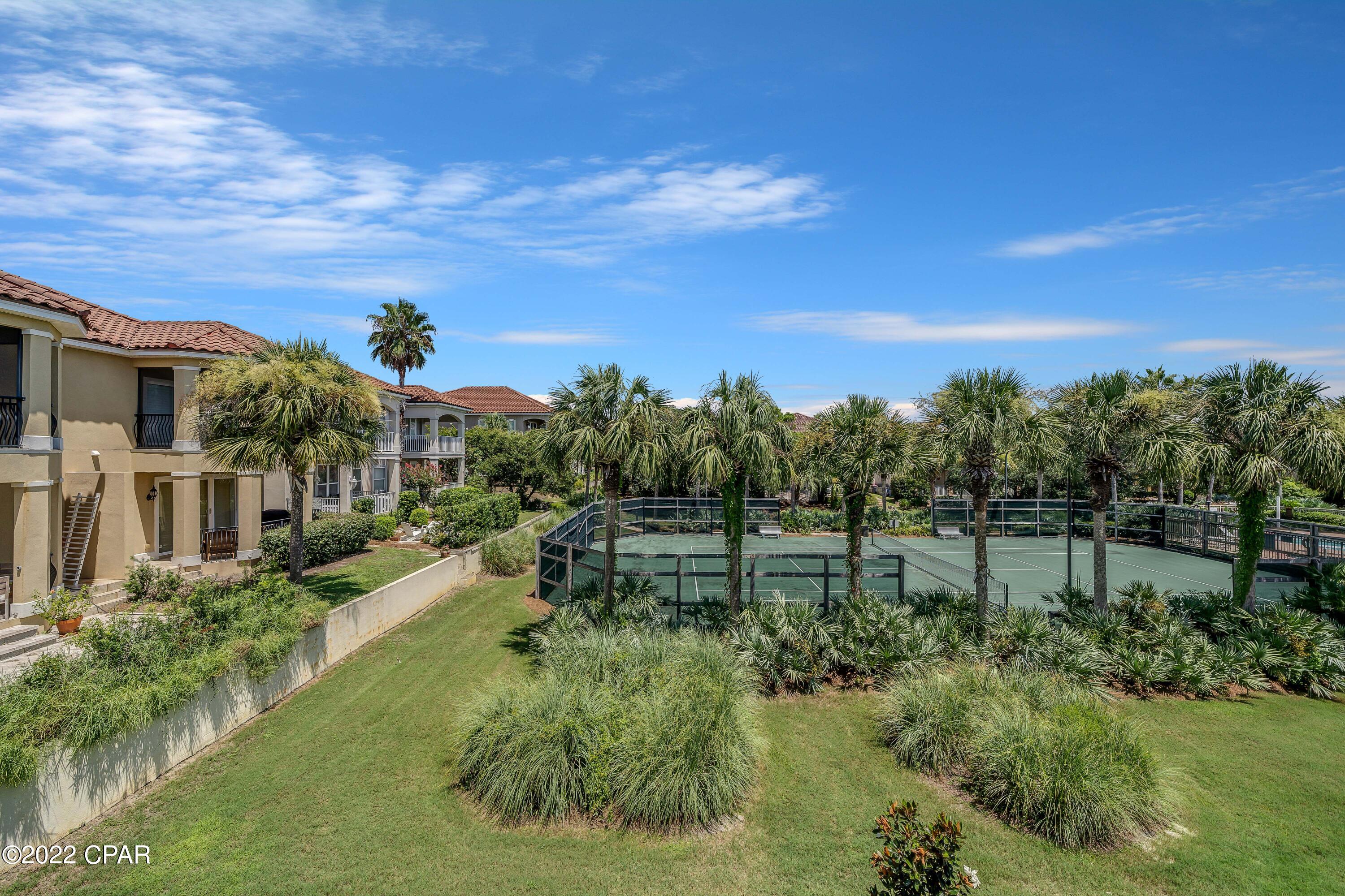 La Valencia Beach Resort - Residential