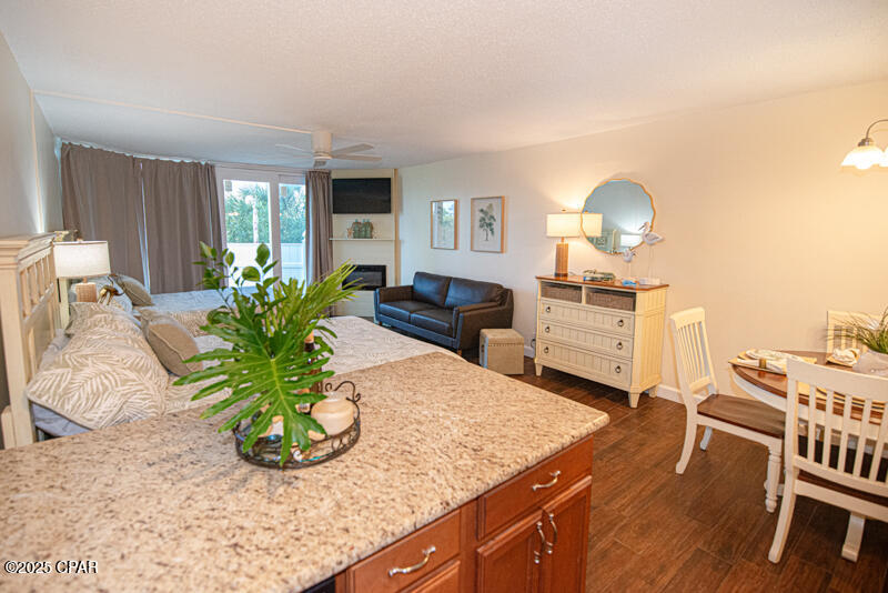 Top Of The Gulf Condo. - Residential