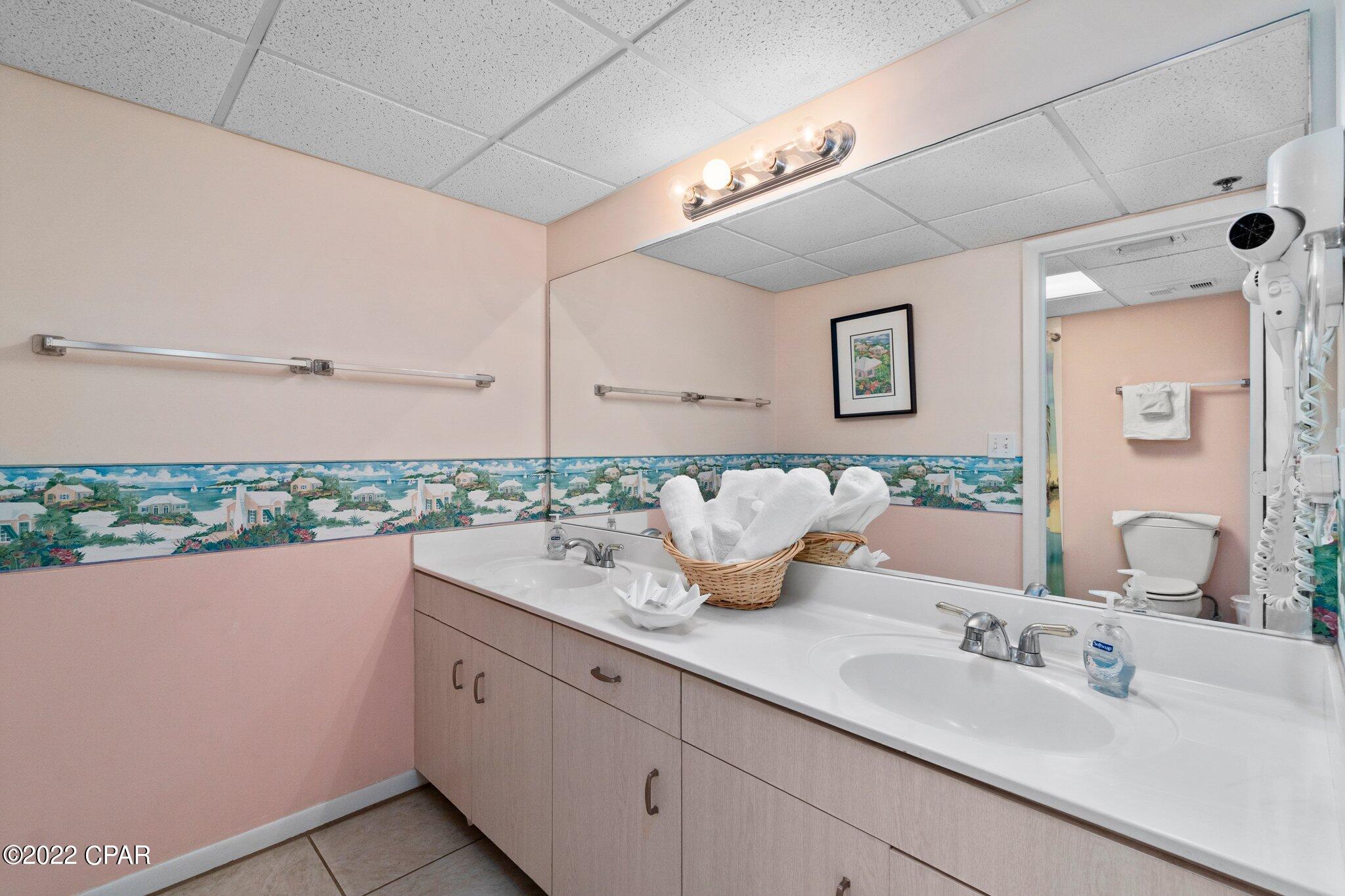 Long Beach Towers I - Residential