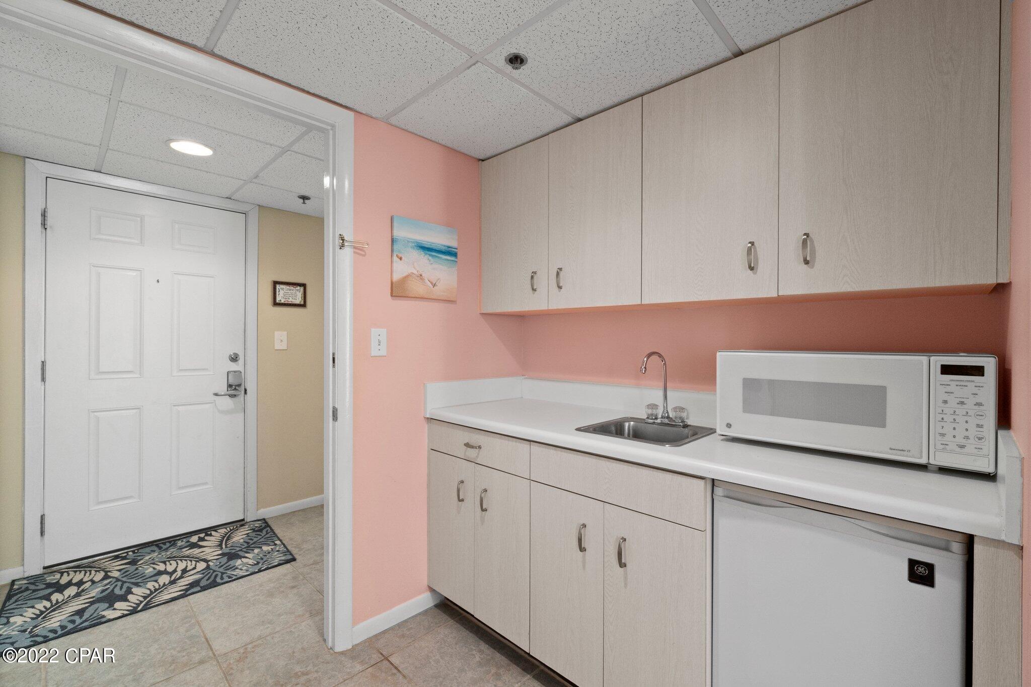 Long Beach Towers I - Residential