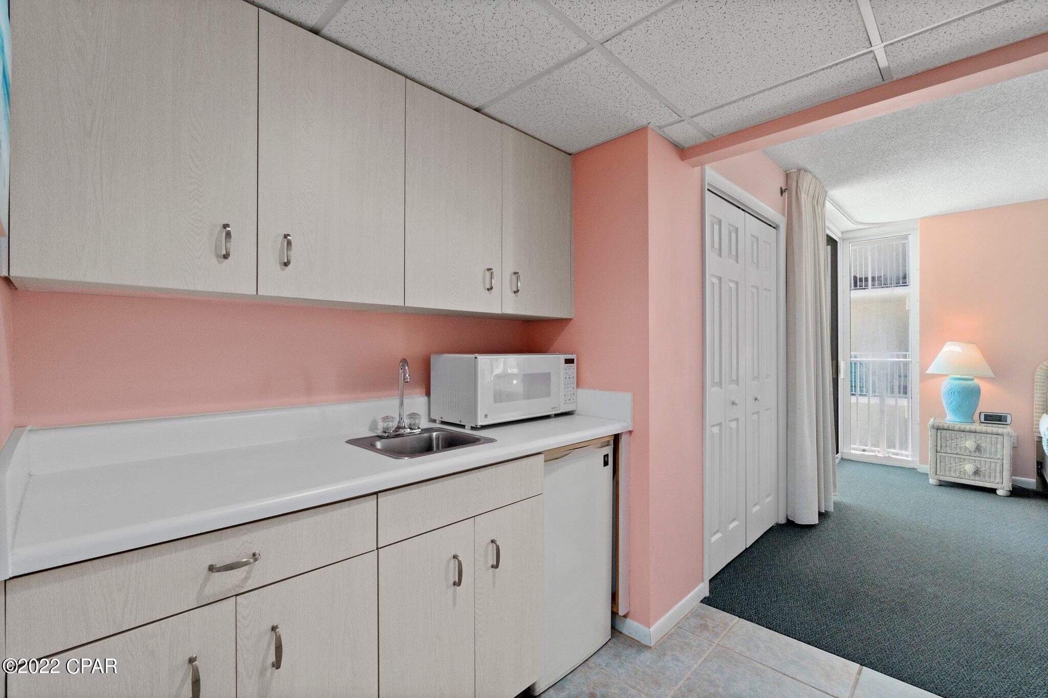 Long Beach Towers I - Residential