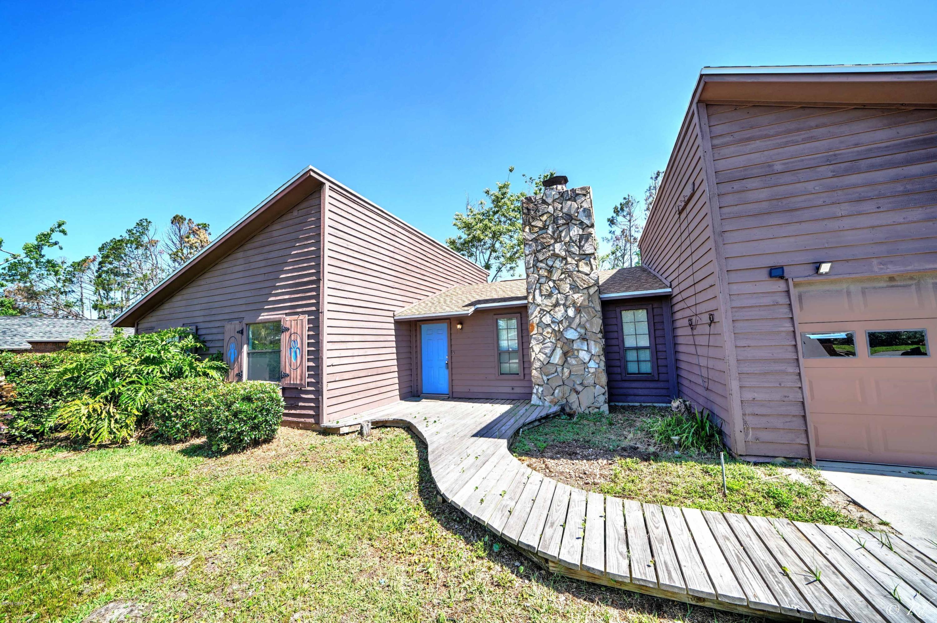 Venetian Villa 1st Add Replat - Residential