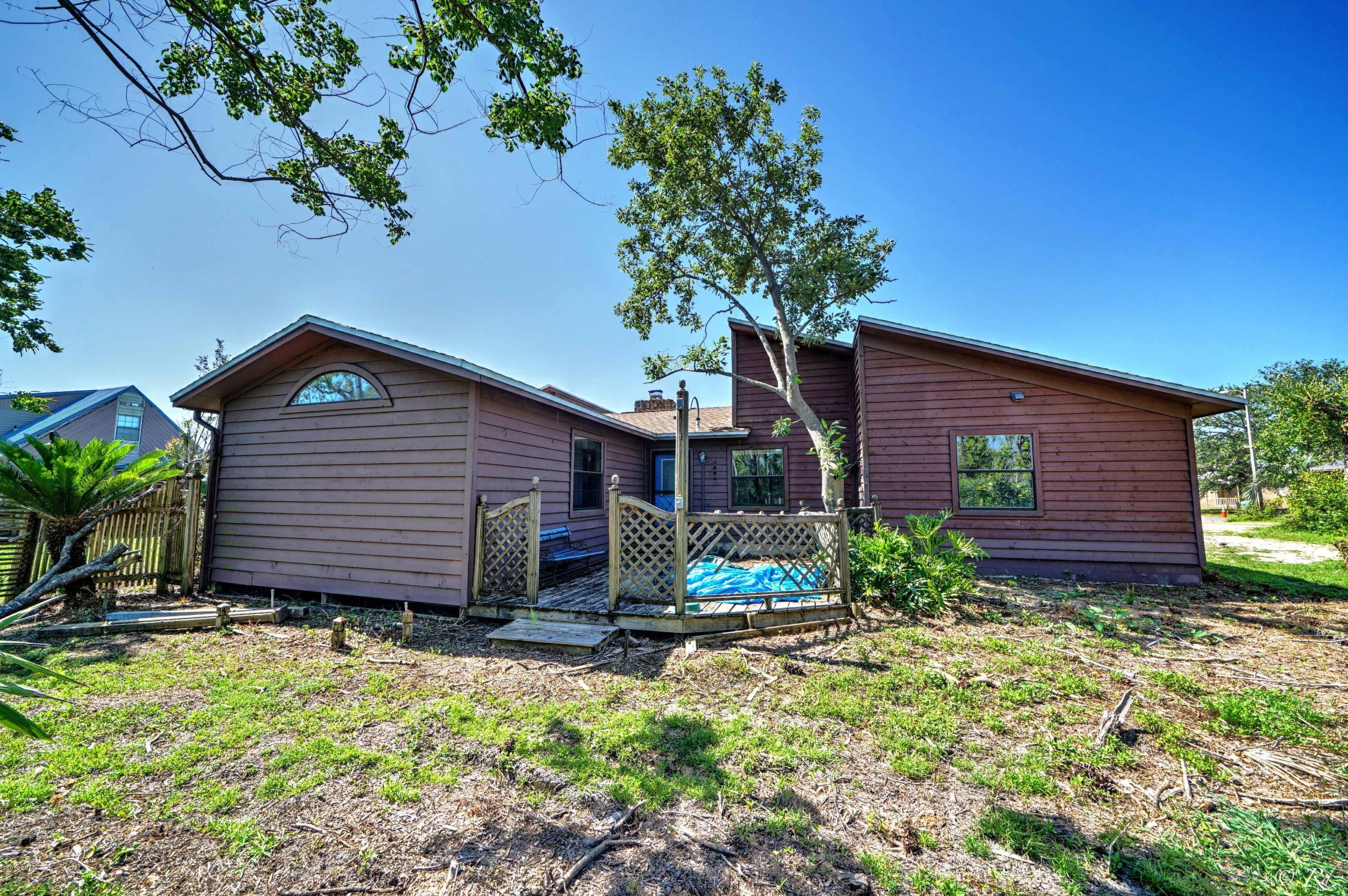 Venetian Villa 1st Add Replat - Residential