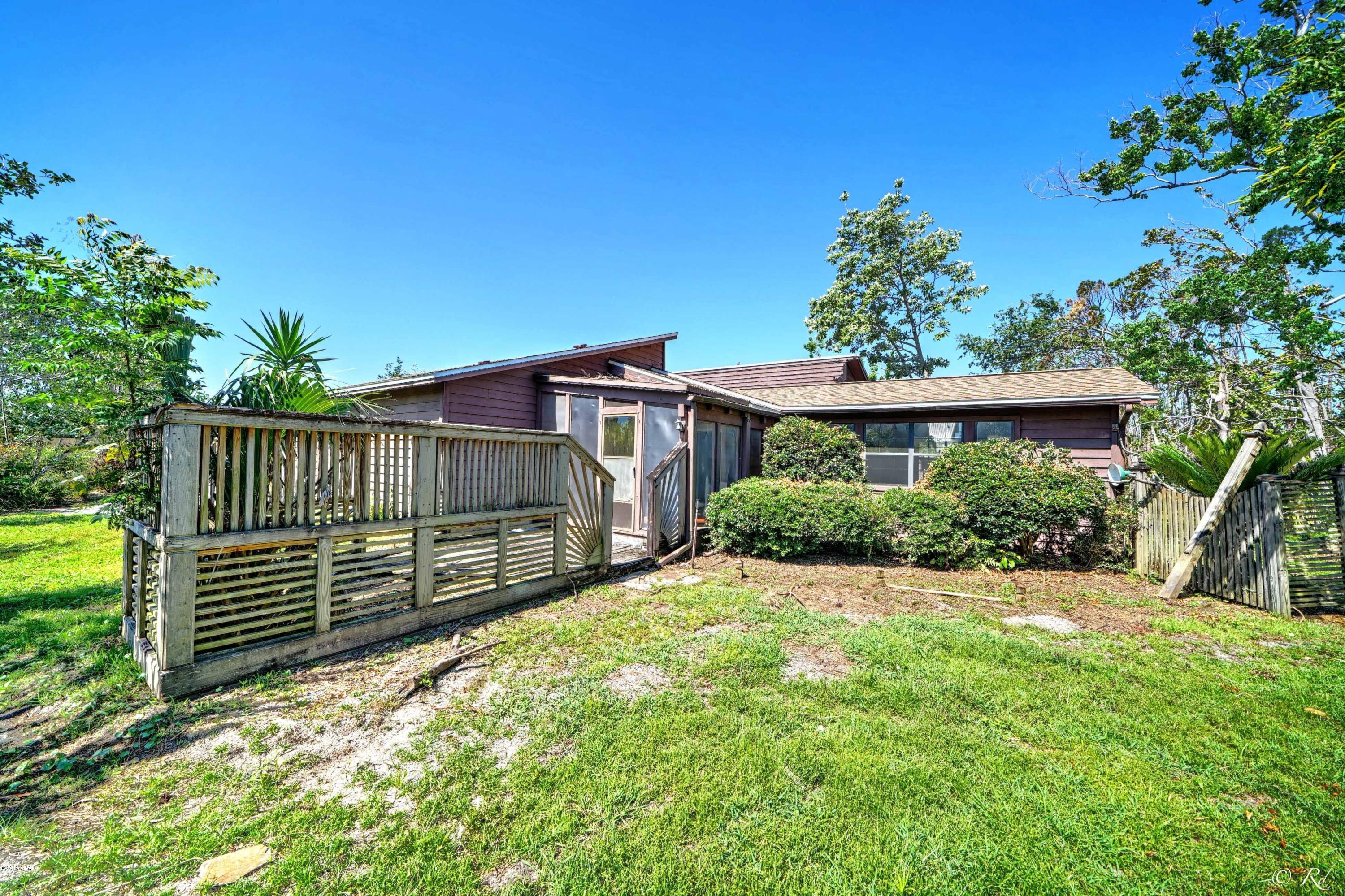 Venetian Villa 1st Add Replat - Residential