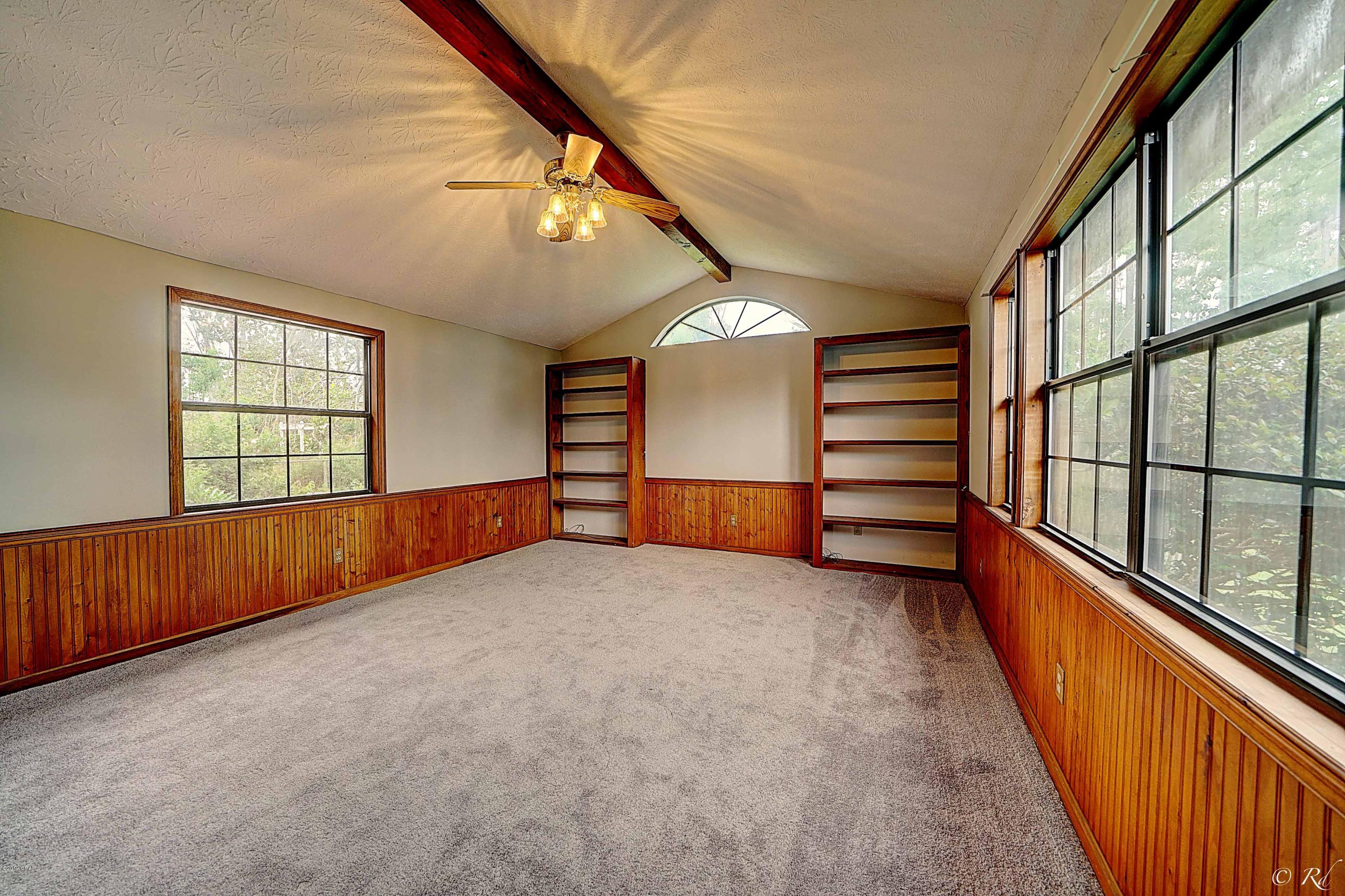 Venetian Villa 1st Add Replat - Residential