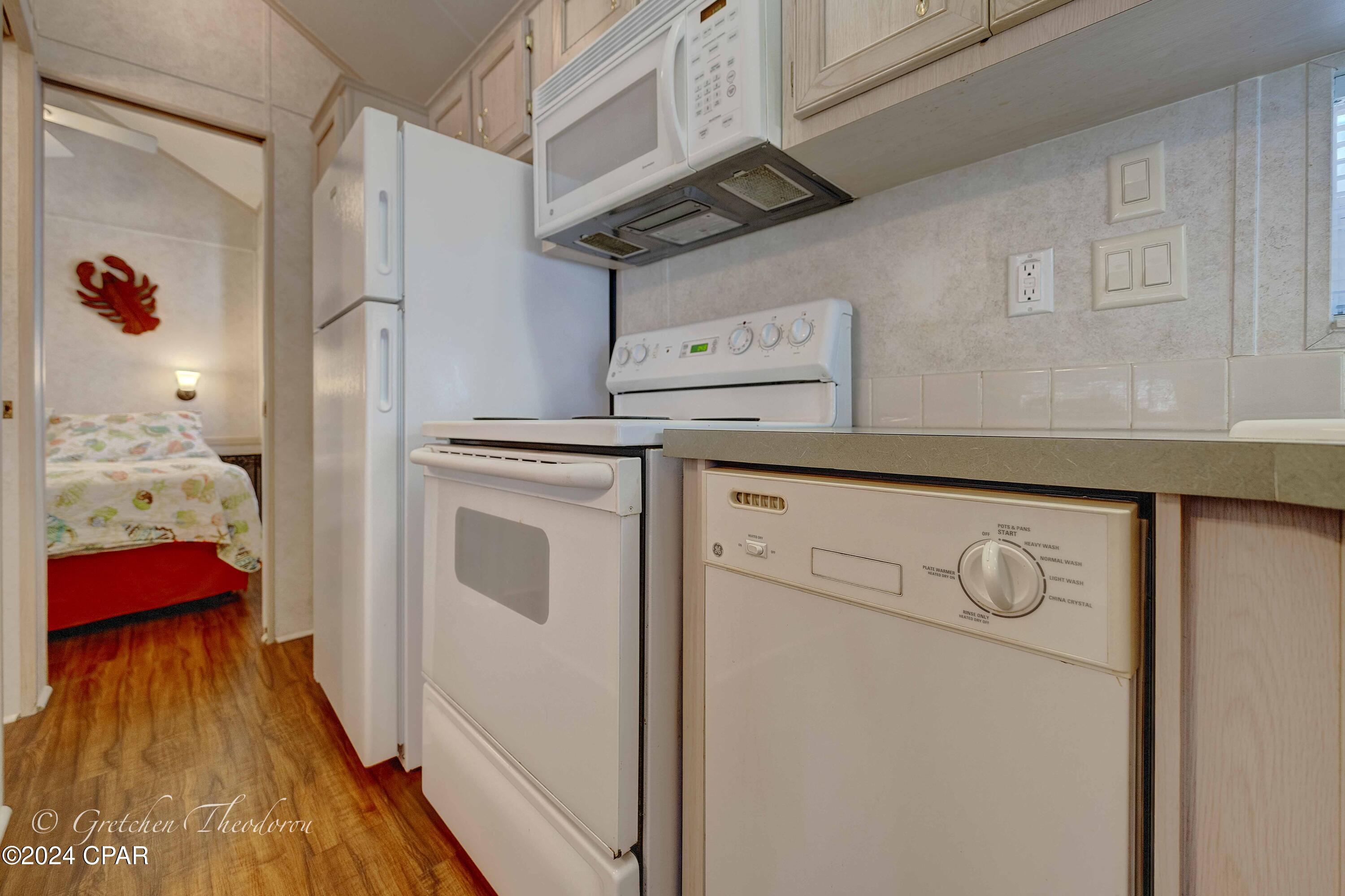 Emerald Pointe Resort - Residential