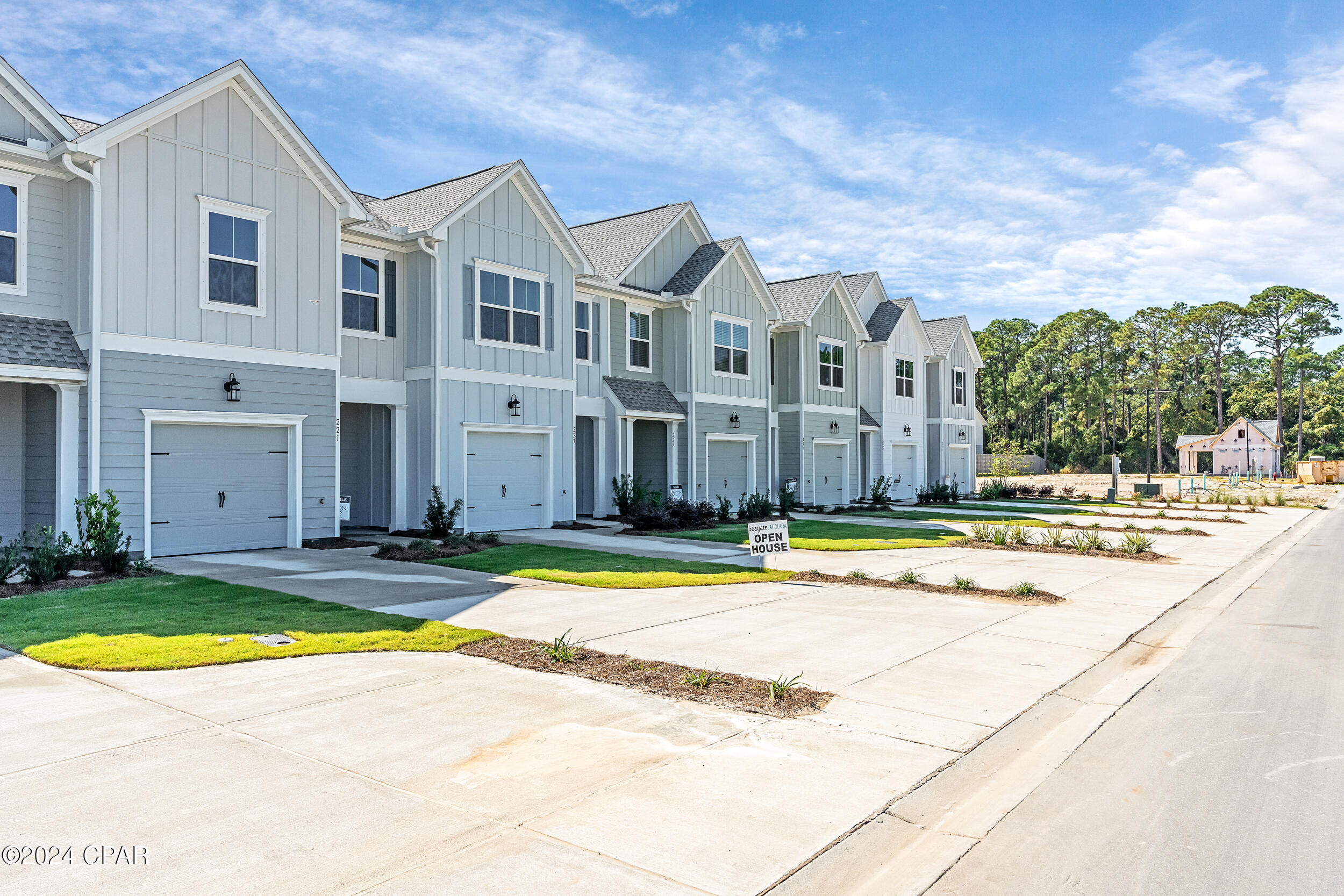 Colonial Landing - Residential