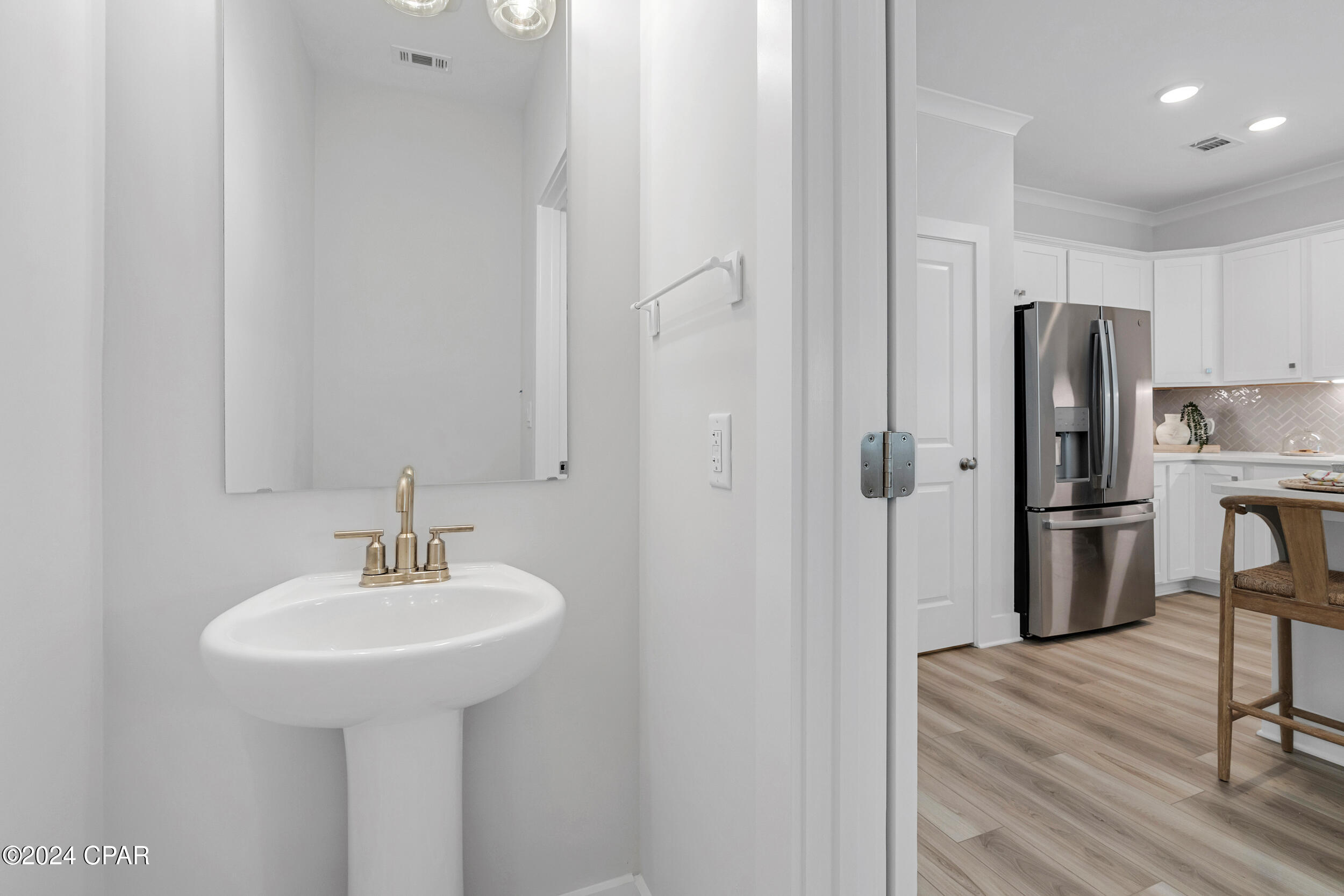 Colonial Landing - Residential