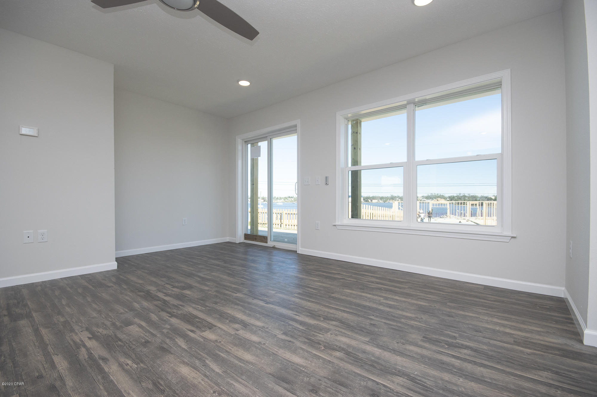 Cove Terrace - Residential