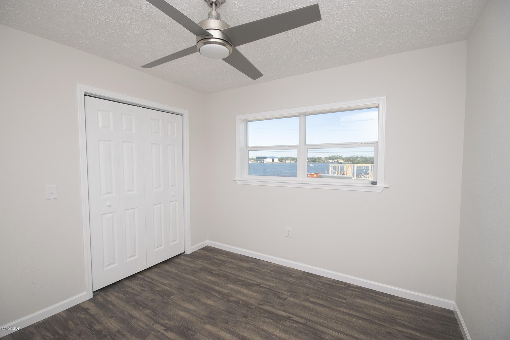 Cove Terrace - Residential