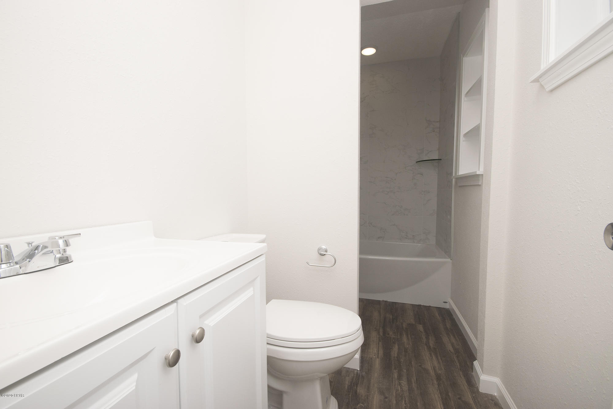 Cove Terrace - Residential