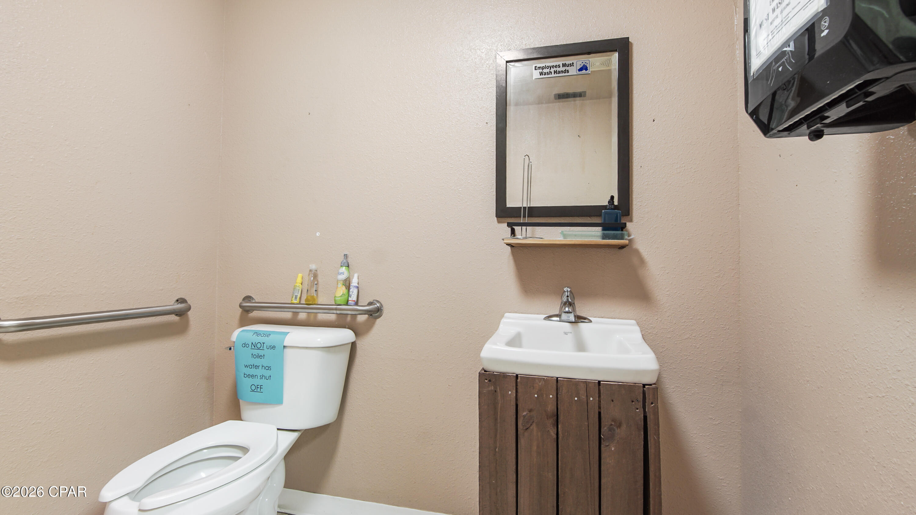 [No Recorded Subdiv] - Commercial Sale