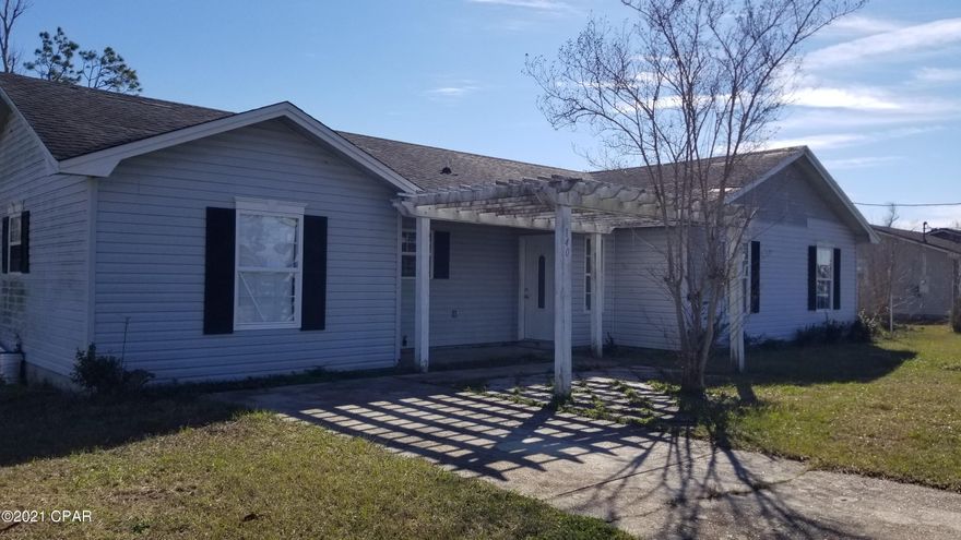 **CURRENTLY UNDER CONTRACT, SELLER ACCEPTING BACKUP OFFERS**  Property with TONS of Potential For Sale in Panama City, FL.  Spacious home with 4 Bedrooms and 2 Baths and is centrally located.  Come and make this home your own.  Handyman special, needs some work.  New 4 Ton H&A installed Fall of  2020.  Added space off the Master could be a sitting room and the sunroom off the living room adds more living space in the home.  Lots of square footage for the money!