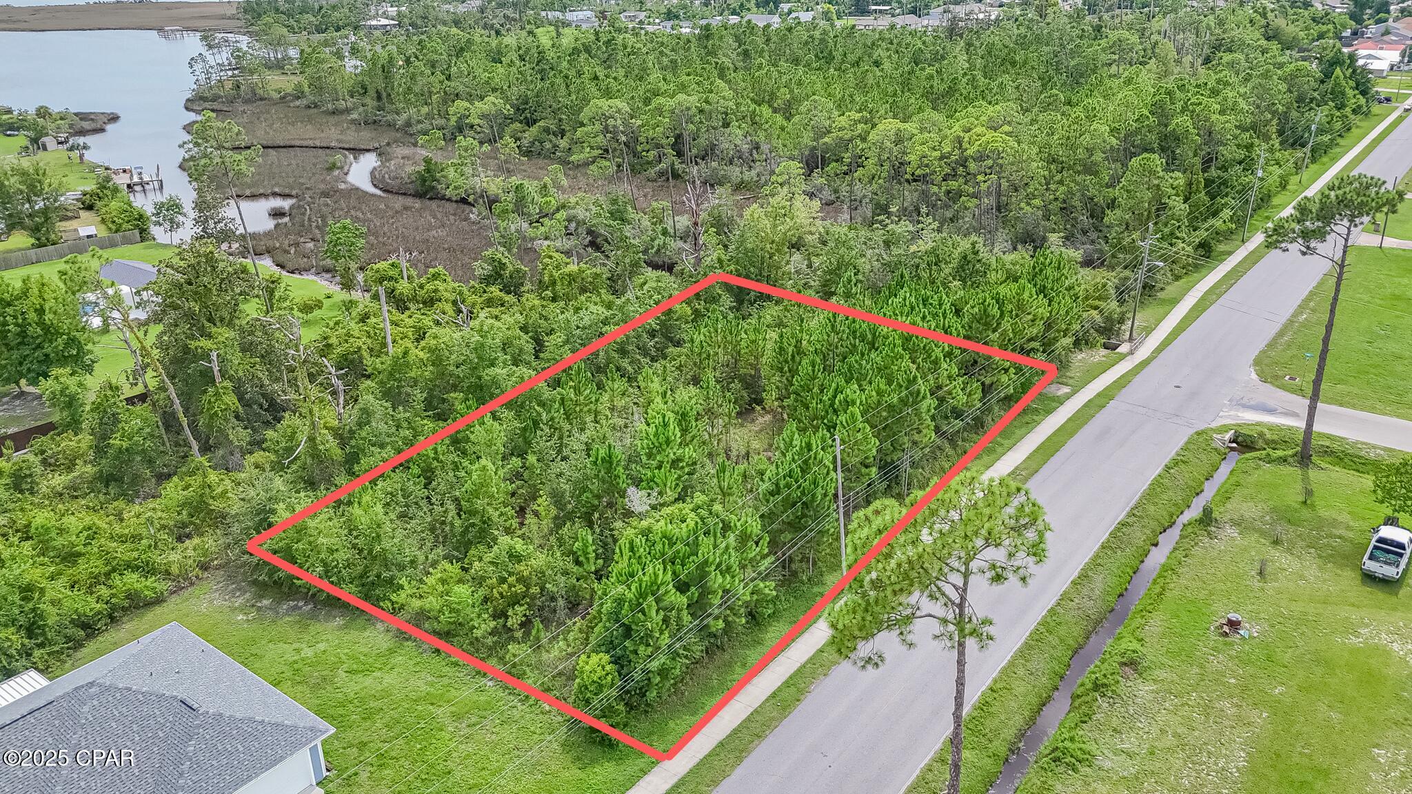 East Bay Park - Land