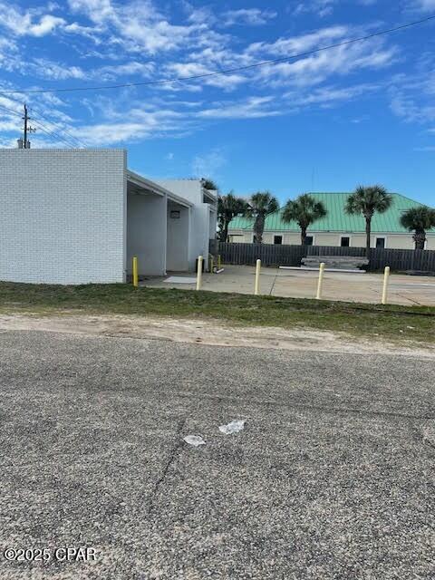 [No Recorded Subdiv] - Commercial Sale