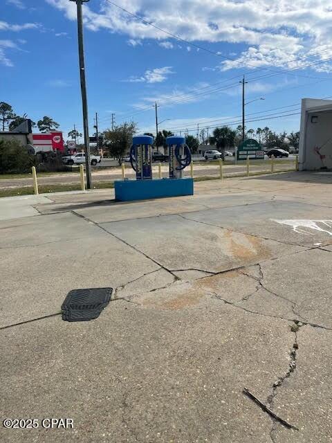 [No Recorded Subdiv] - Commercial Sale