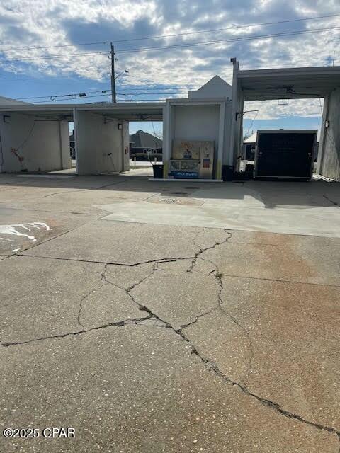 [No Recorded Subdiv] - Commercial Sale