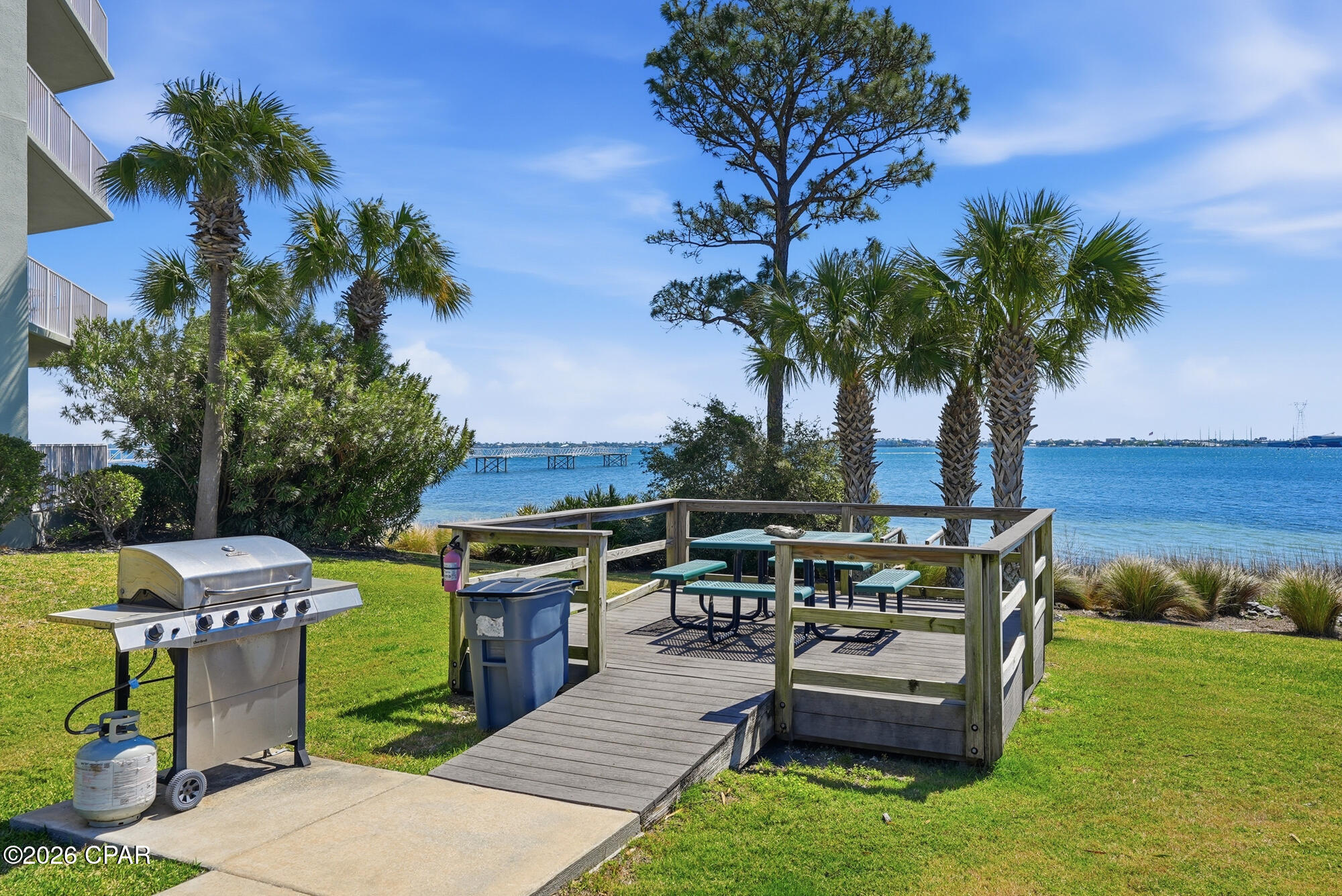 Hibiscus By The Bay - Residential