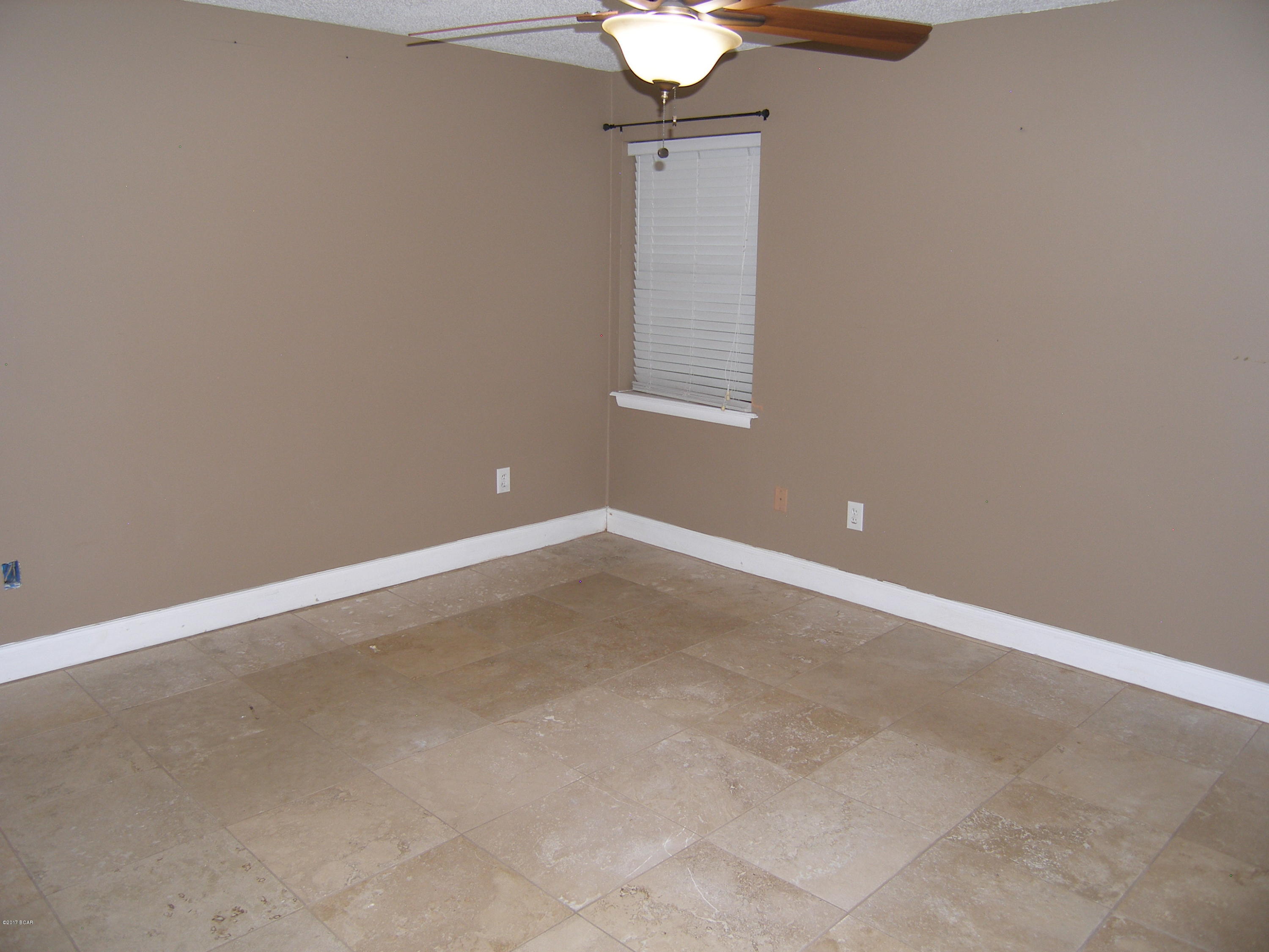 Derby Woods 1st Add - Residential