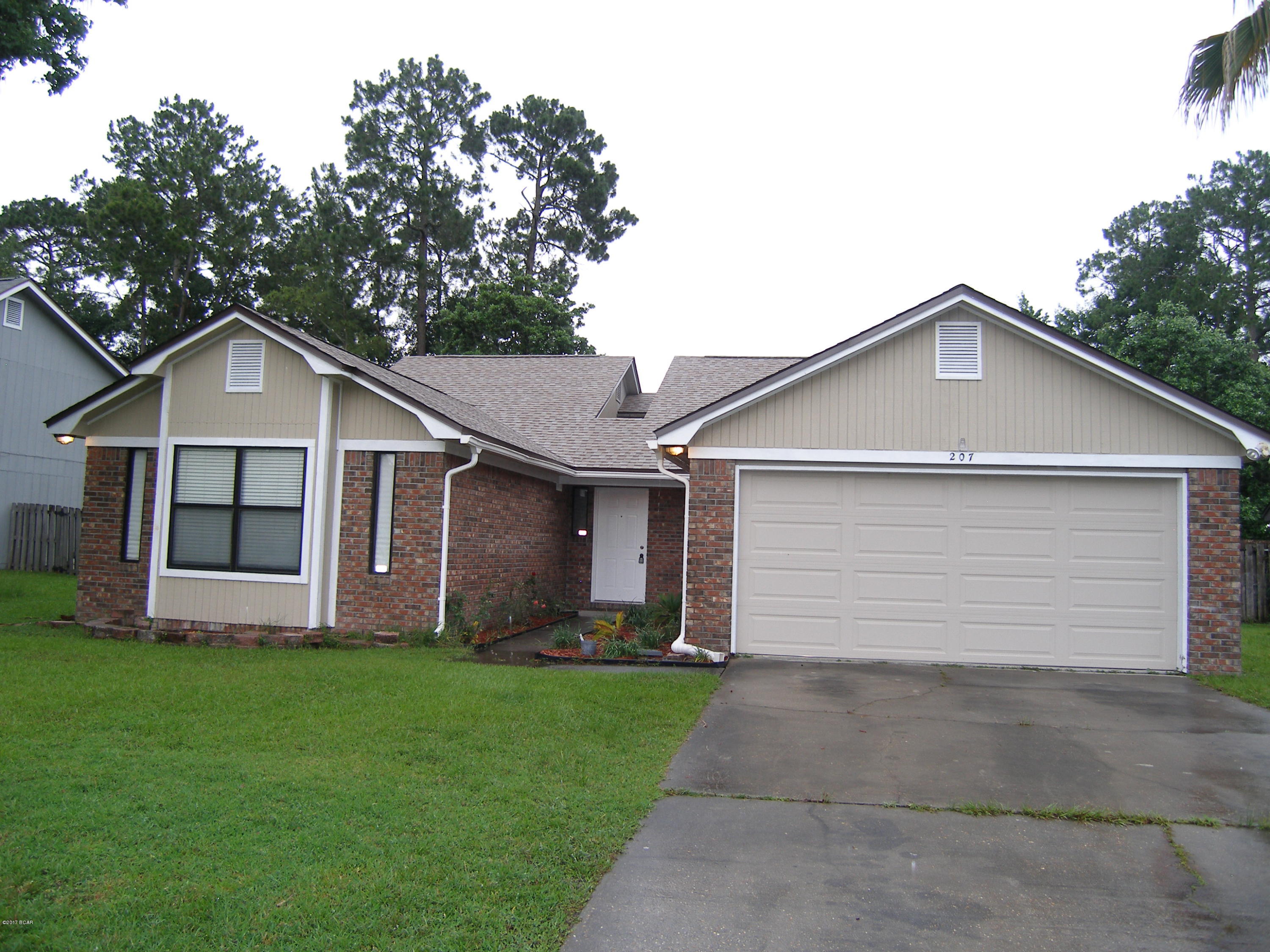 Derby Woods 1st Add - Residential