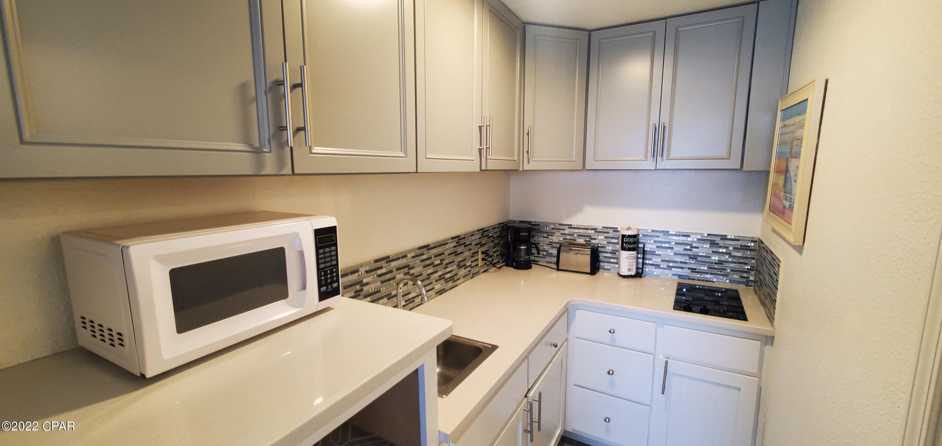 Fontainebleau Terrace - Residential