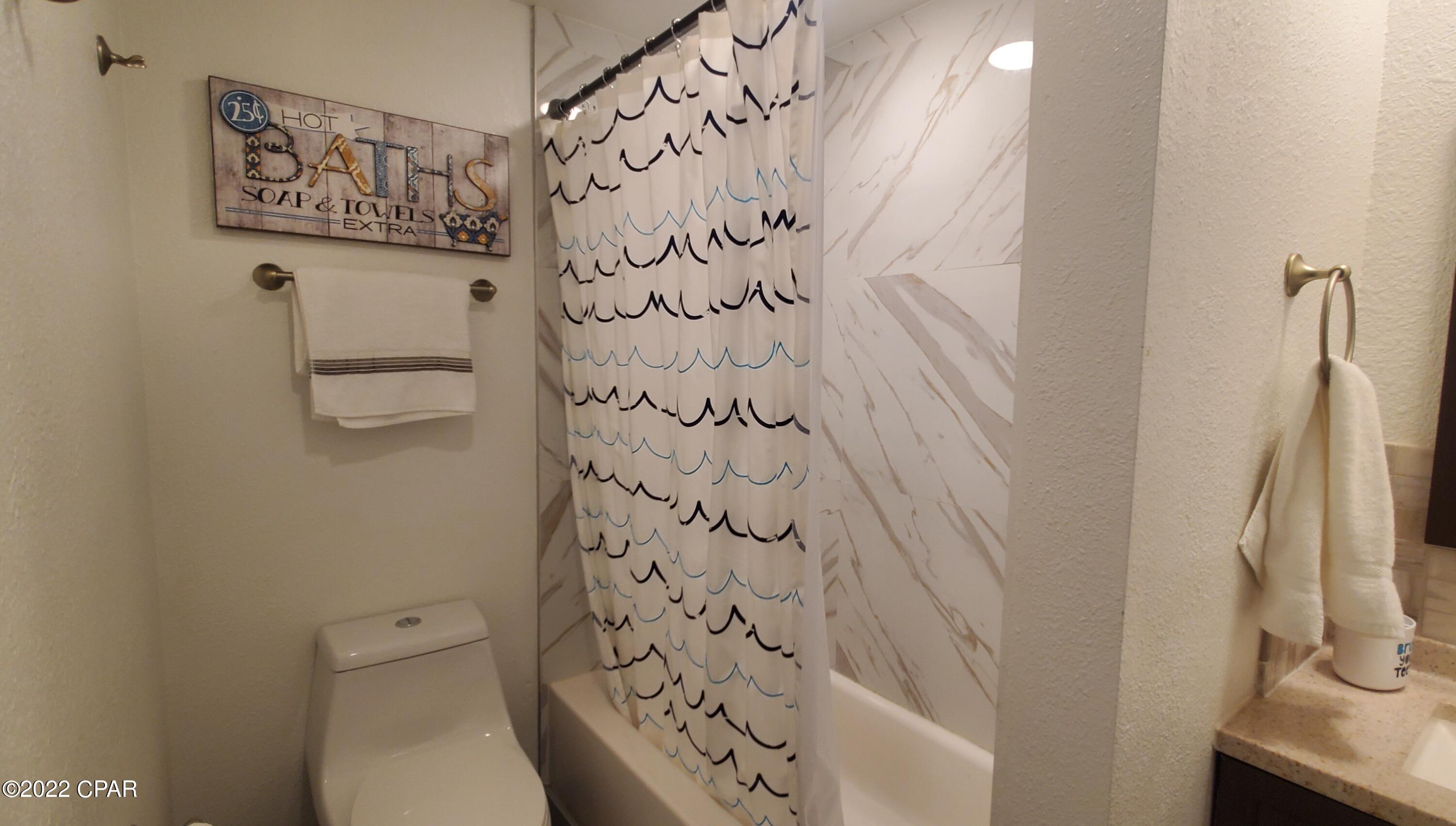 Fontainebleau Terrace - Residential