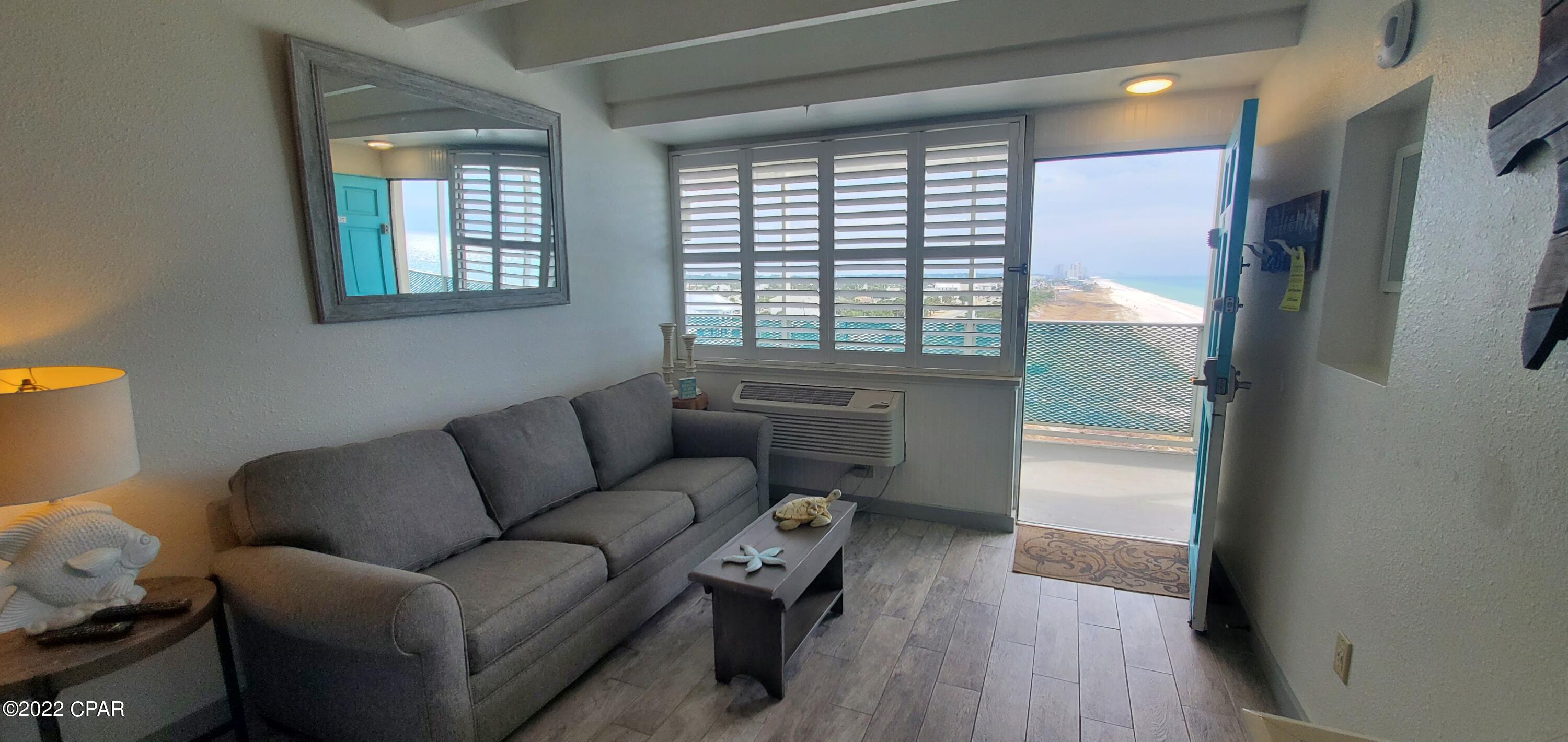 Fontainebleau Terrace - Residential