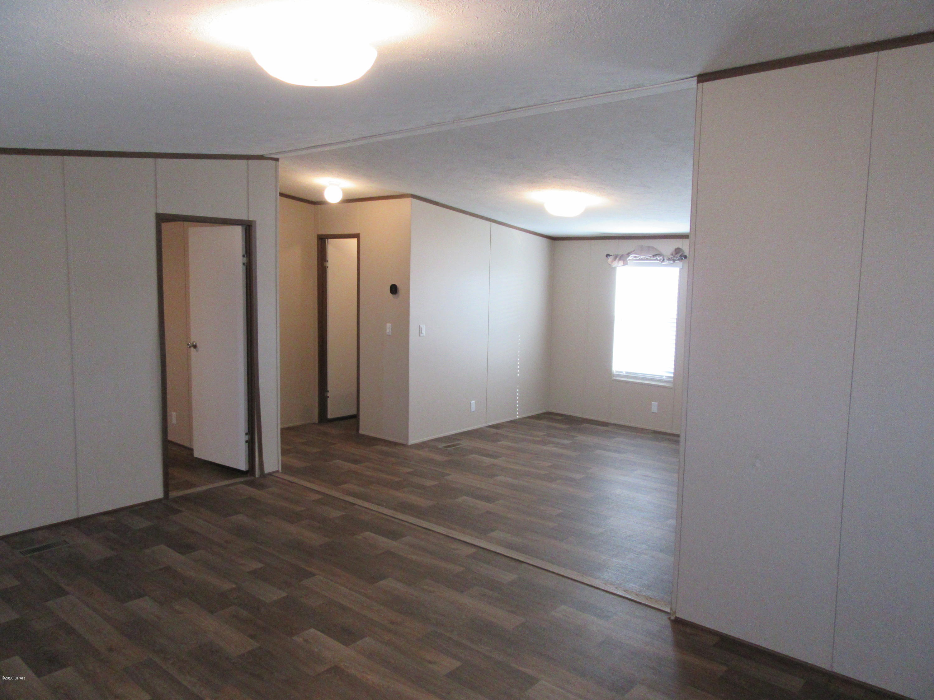 [No Recorded Subdiv] - Residential Lease