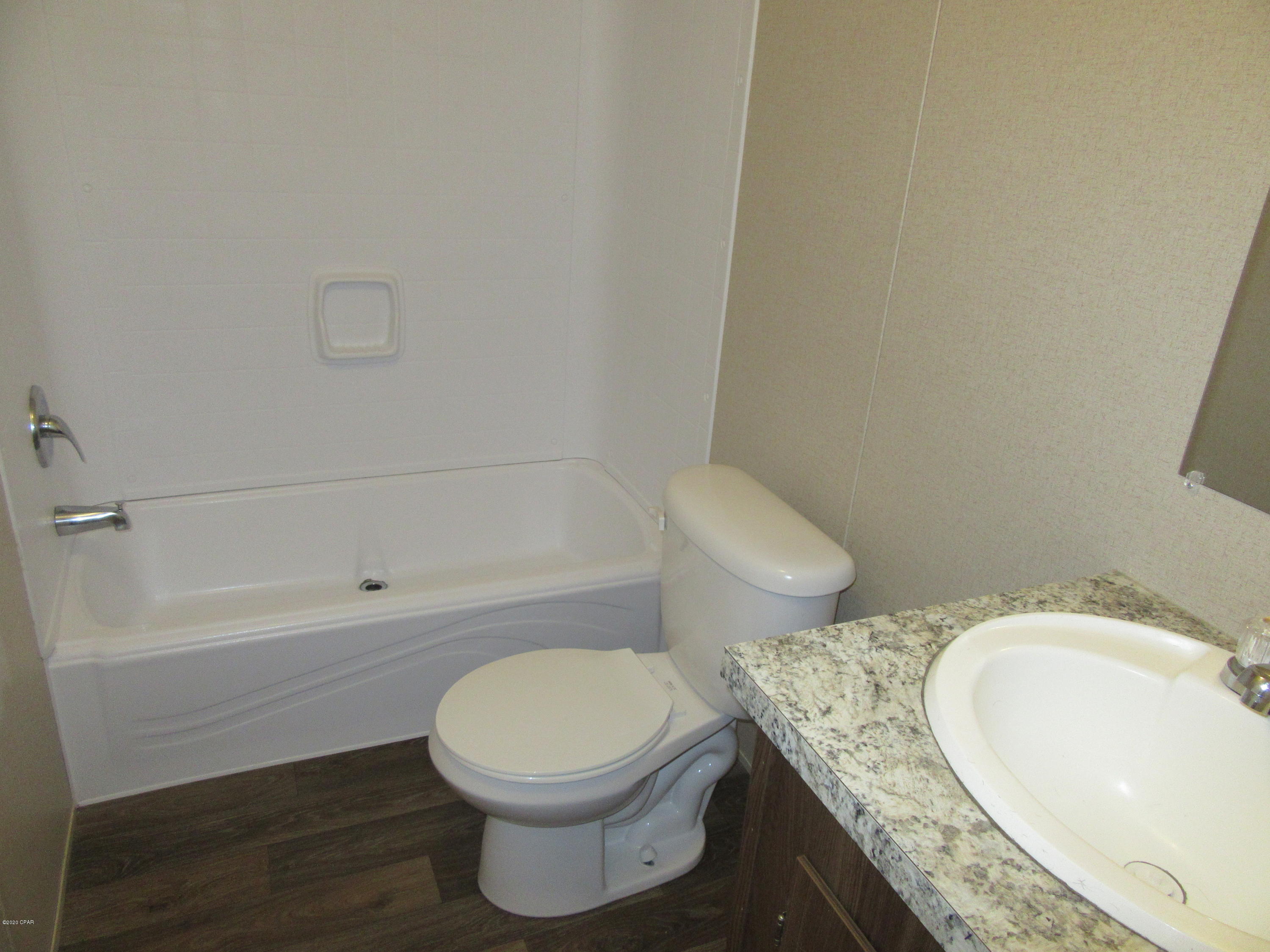 [No Recorded Subdiv] - Residential Lease