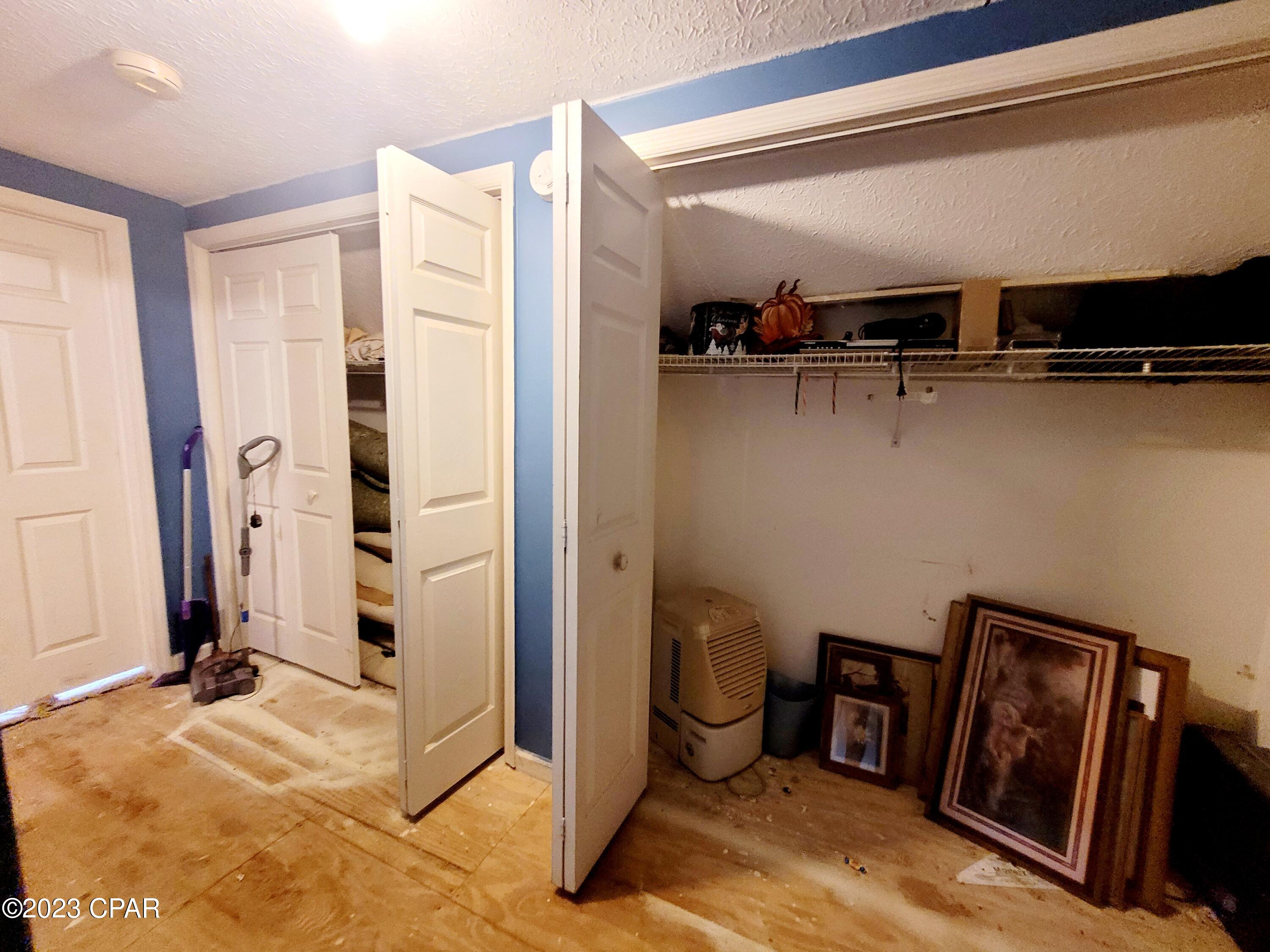 Paradise Lakes - Residential