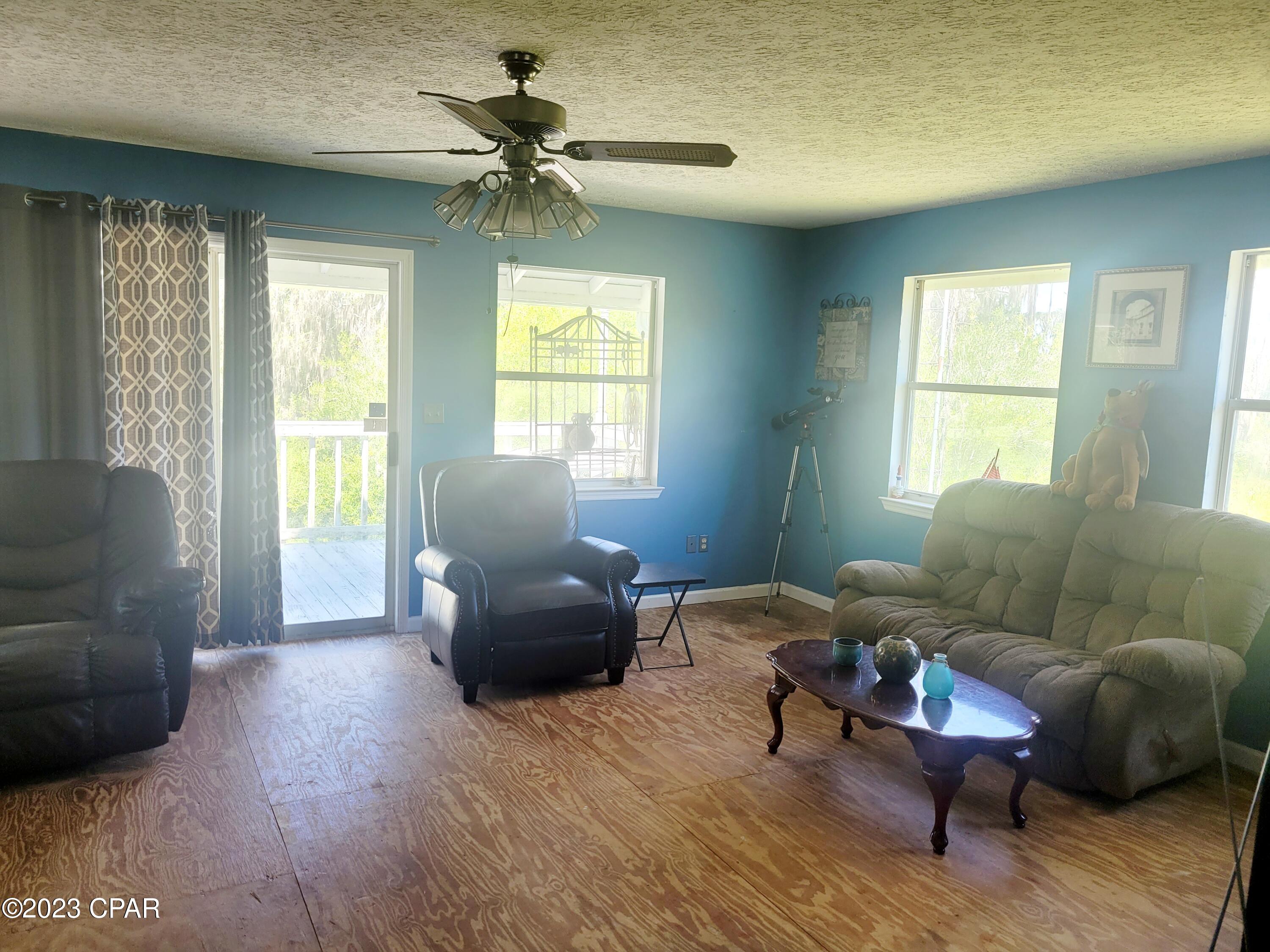 Paradise Lakes - Residential