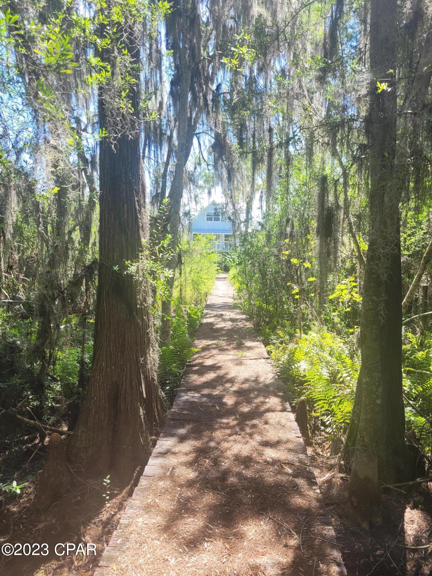 Paradise Lakes - Residential