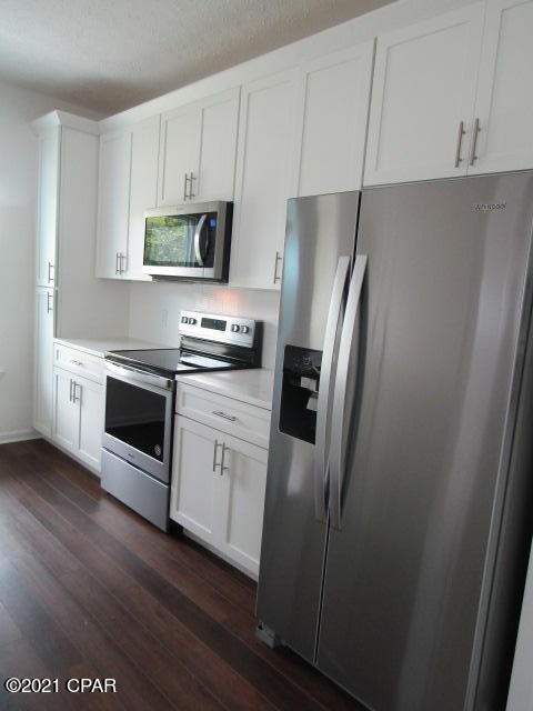 Laguna Beach 8th Add - Residential Lease