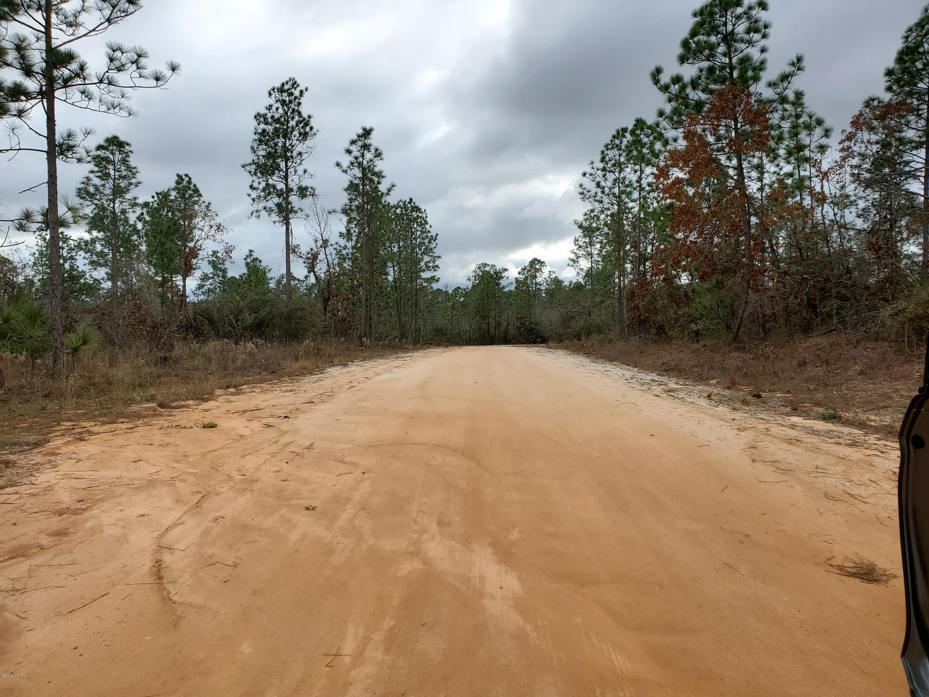 Compass Lake In The Hills - Land