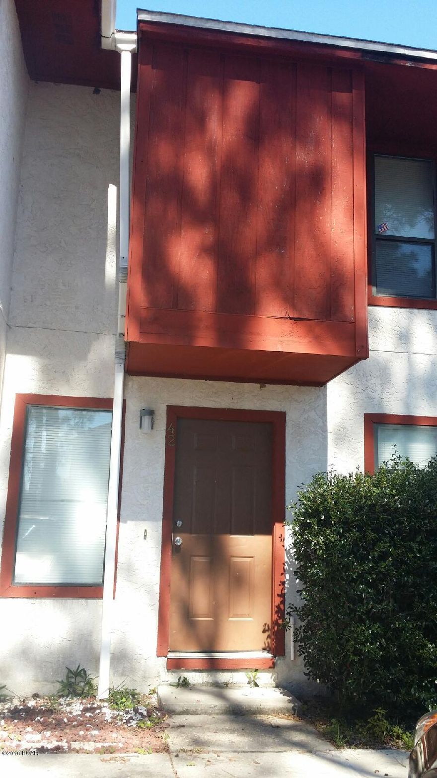 2bd, 1.5ba townhouse w/ fenced patio yard, nice tile and carpet flooring. Near the FSU-PC and Gulf Coast State College. Convenient to the beach. 

Pets nego, restrictions apply.