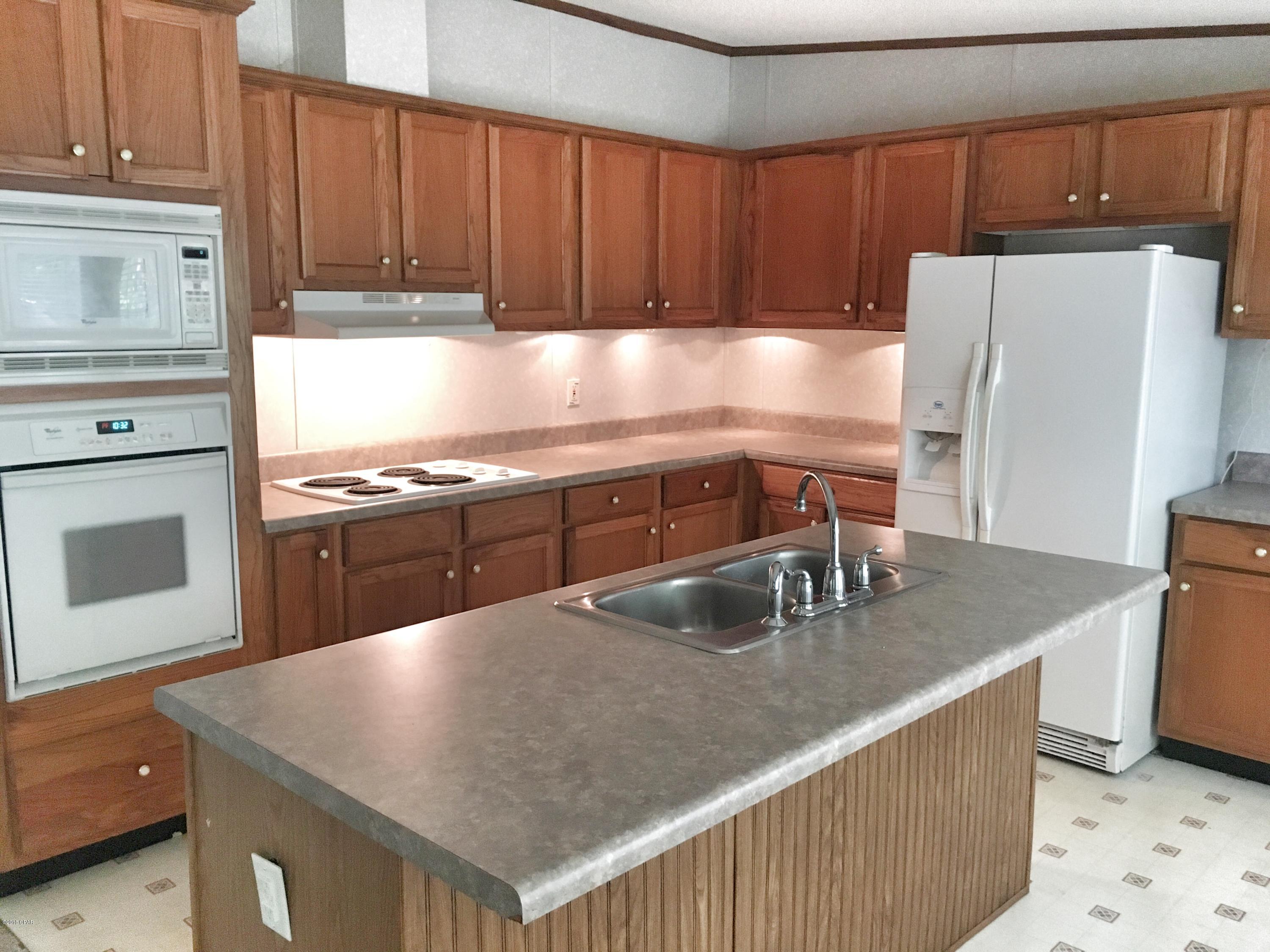 Davis Replat Of Lillian Carlisle - Residential