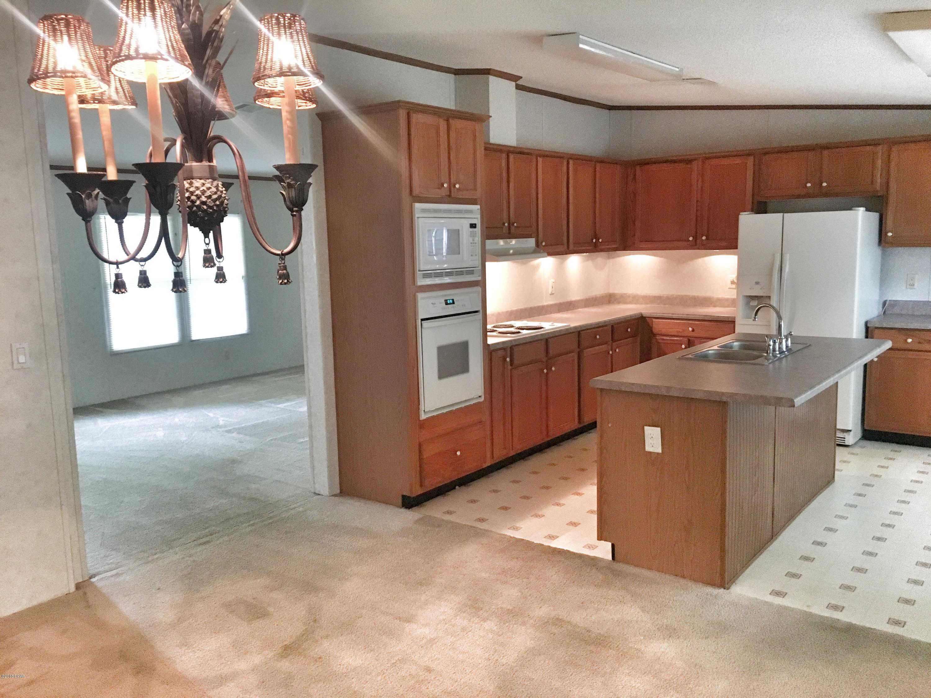 Davis Replat Of Lillian Carlisle - Residential