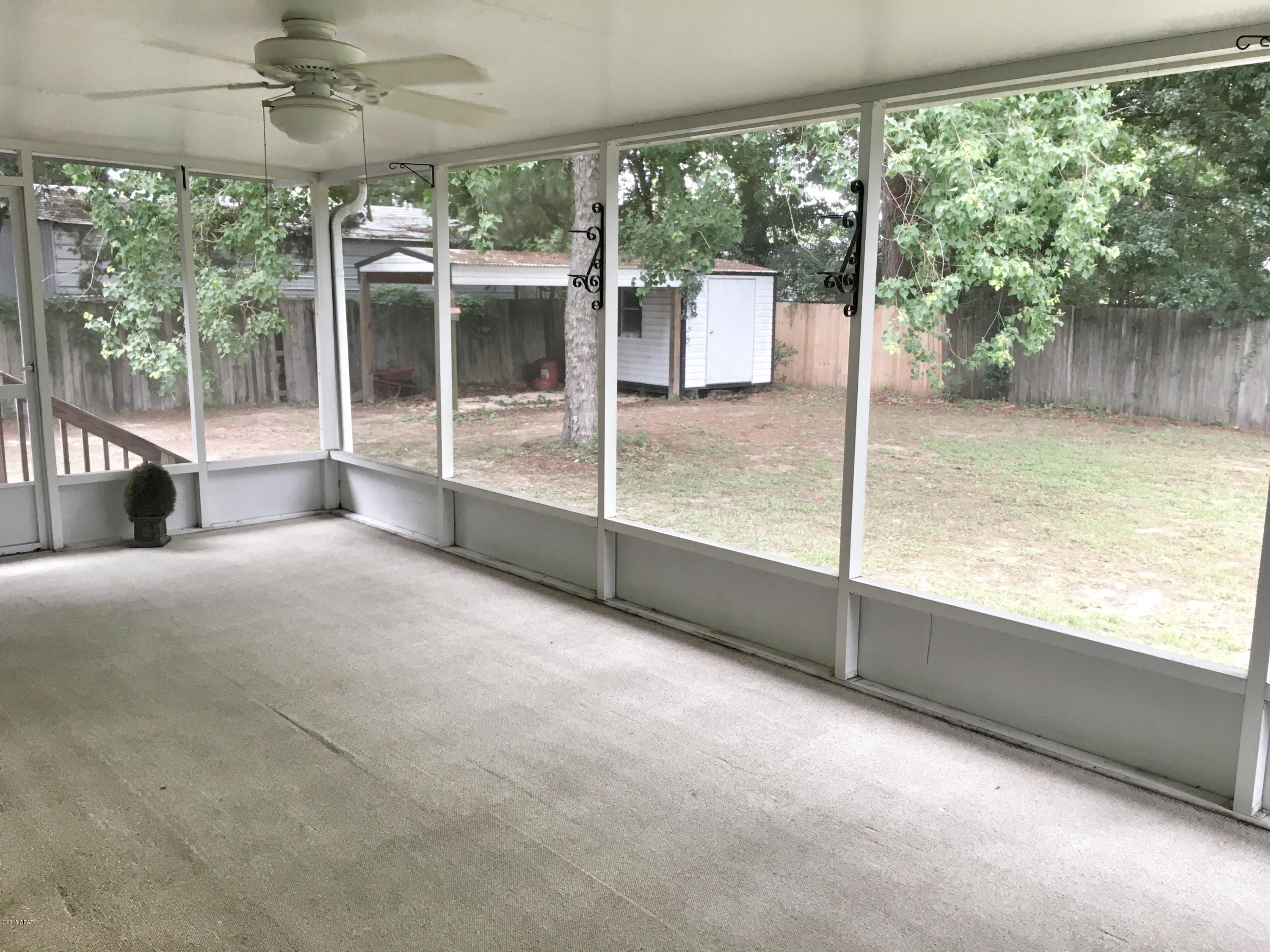 Davis Replat Of Lillian Carlisle - Residential