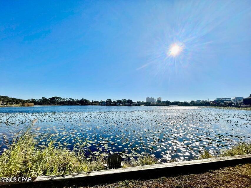 Lullwater Beach - Residential